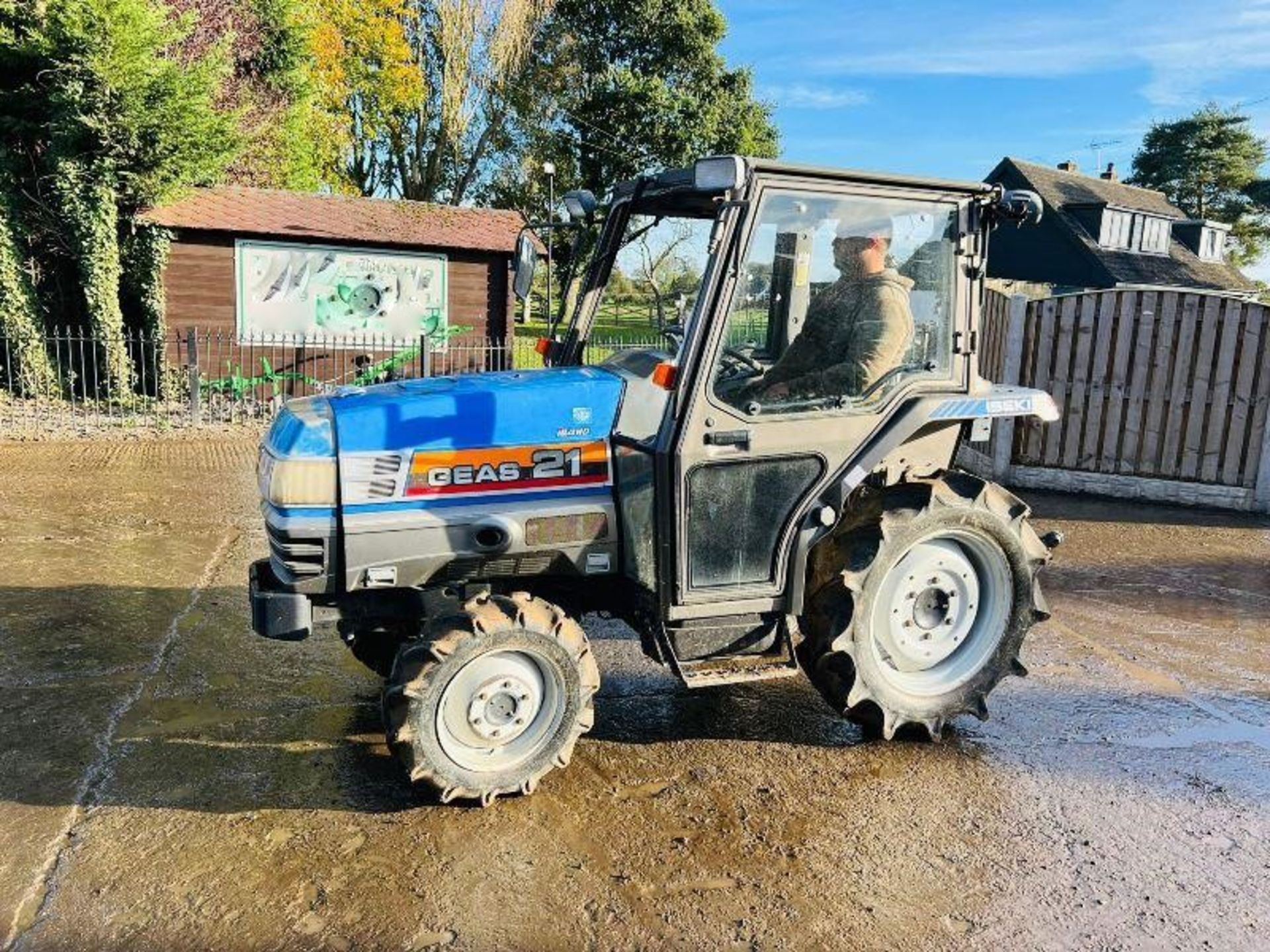 Iseki Tg21 4wd Compac Tractor * 1162 Hours * C/W Rear Linkage - Image 8 of 14