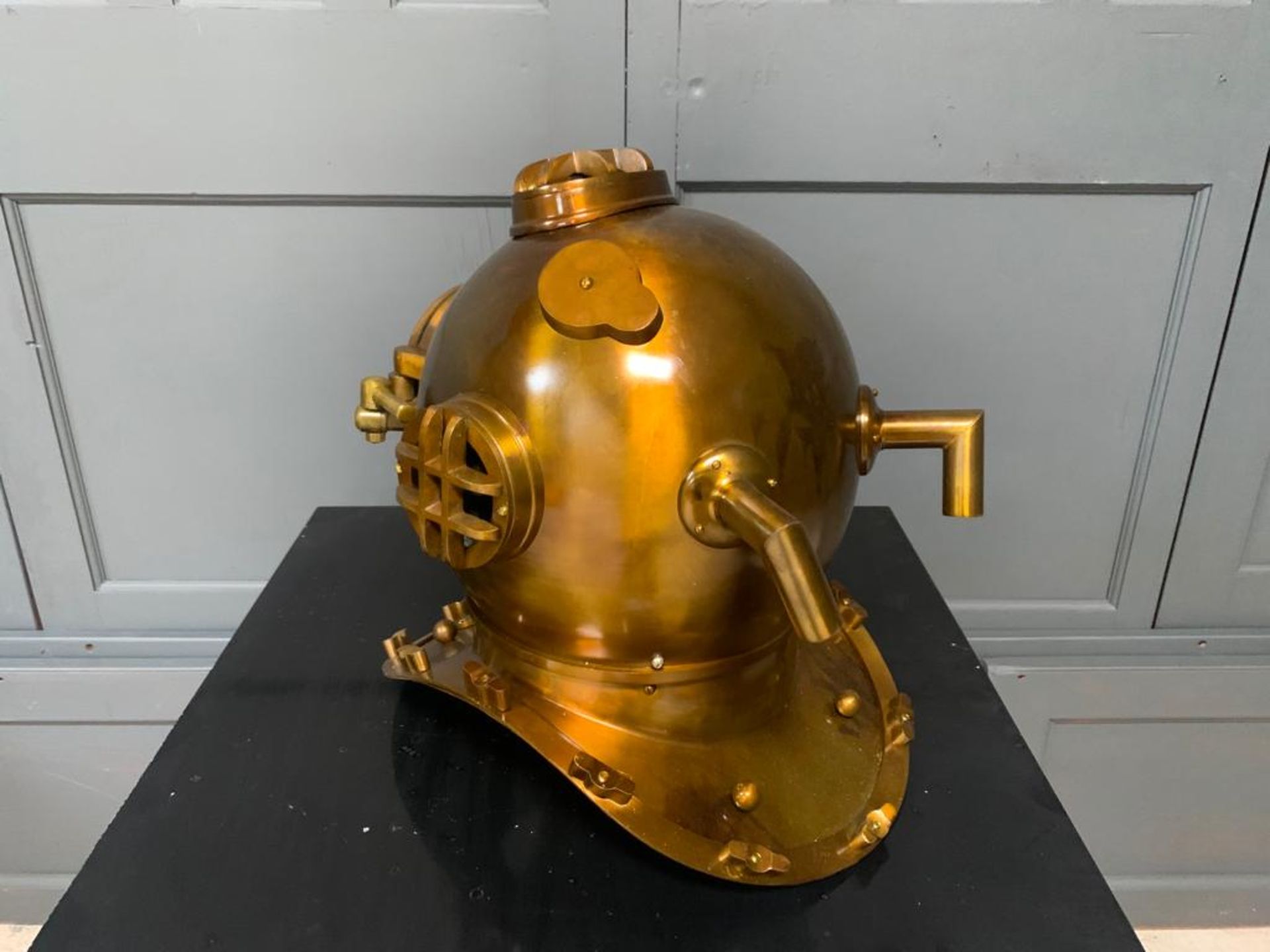 Large Brass Divers Helmet - Image 3 of 4