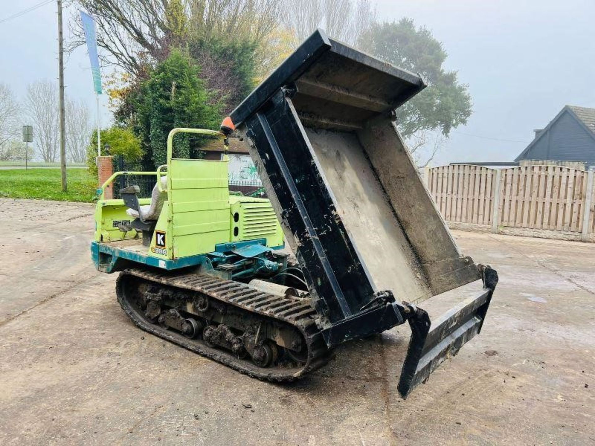 Yanmar C30r Tracked Dumper C/W Forwards & Reverse Dual Drive - Image 12 of 13