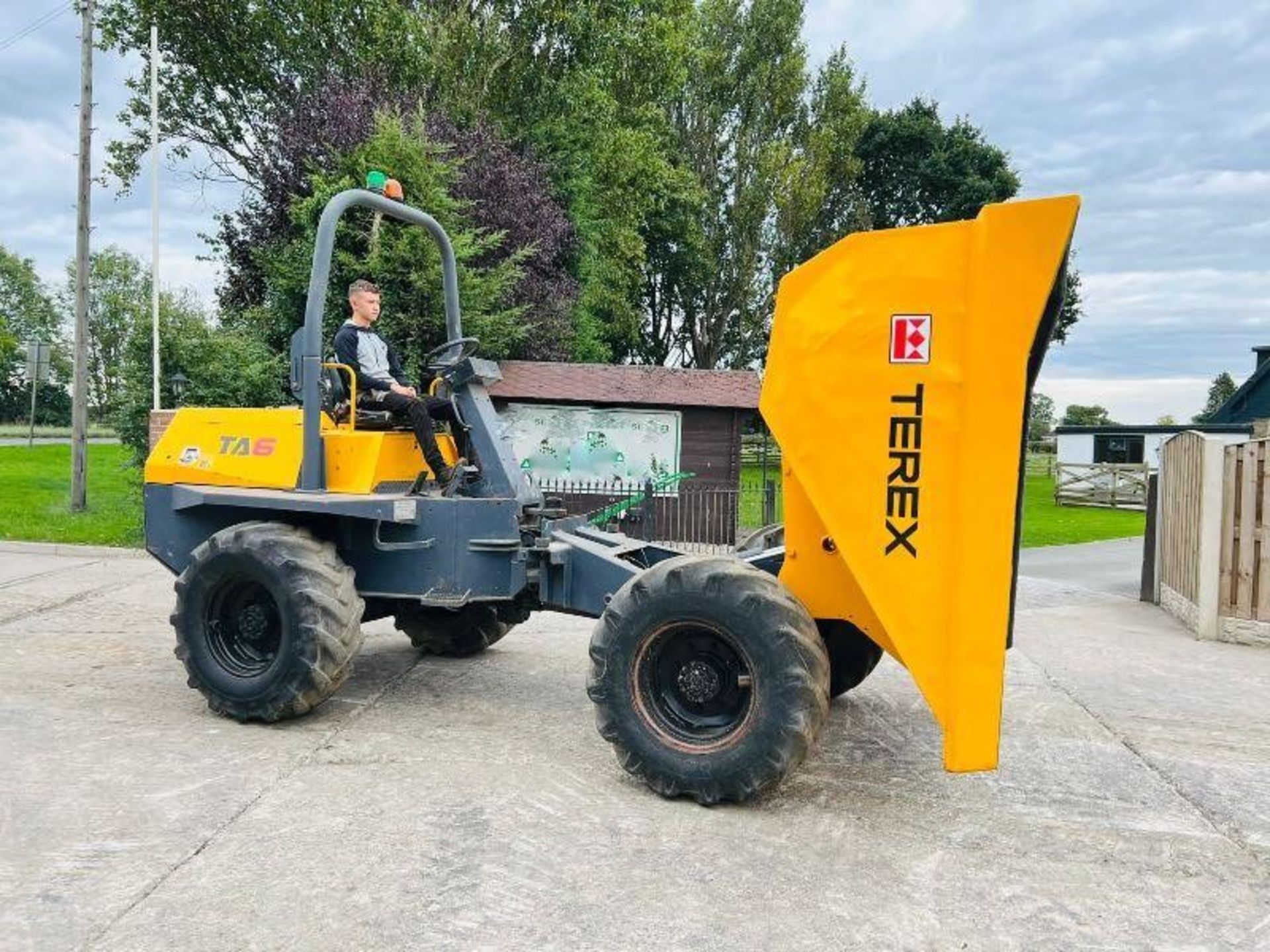 Terex Ta6 4wd Dumper * Year 2014 * C/W Role Bar - Image 4 of 12