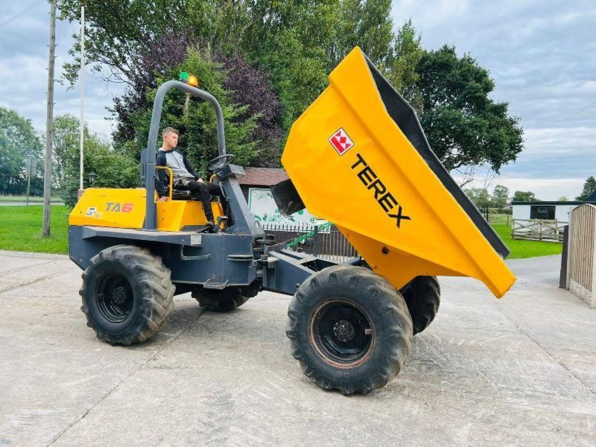 Terex Ta6 4wd Dumper * Year 2014 * C/W Role Bar - Image 5 of 12