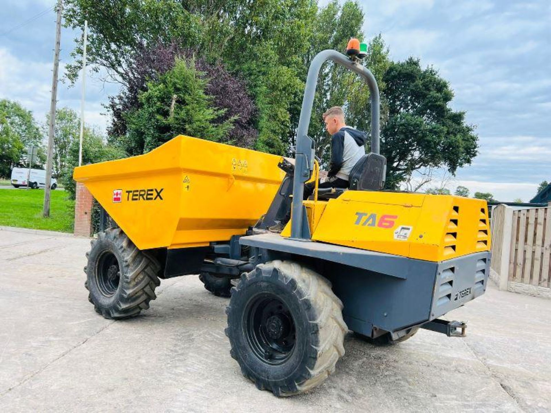 Terex Ta6 4wd Dumper * Year 2014 * C/W Role Bar - Image 11 of 12