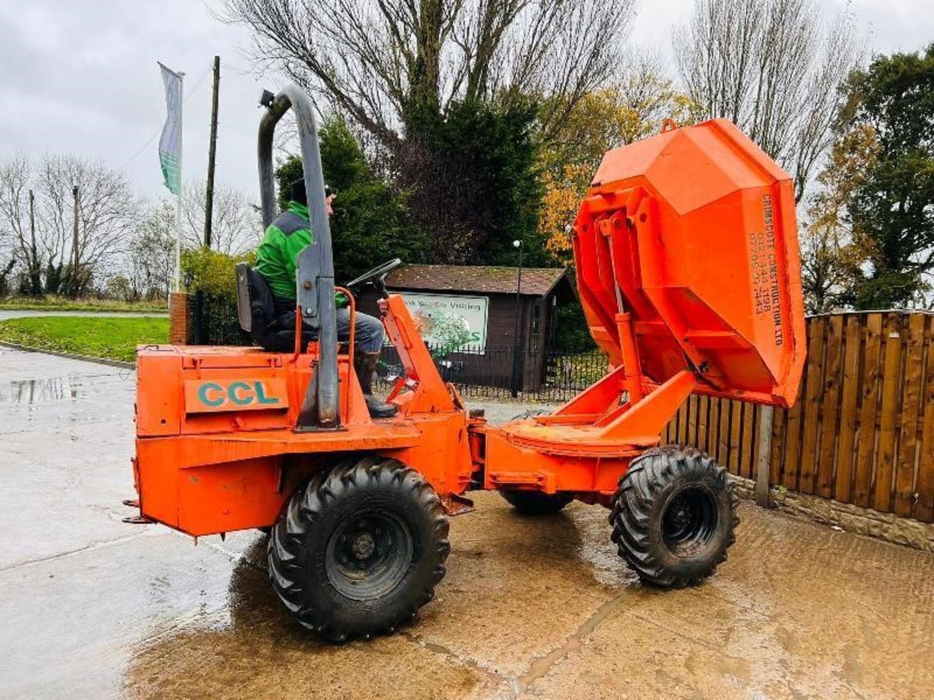 Benford 4wd Swivel Tip Dumper C/W Role Frame - Image 3 of 11