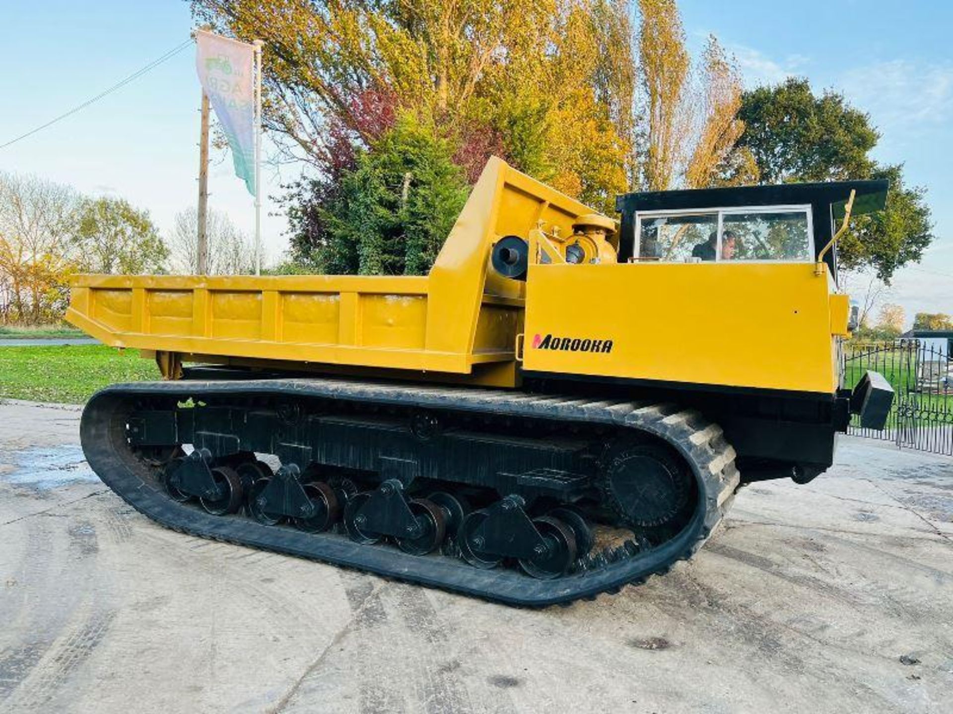 Morooka Mst2500 Tracked Dumper C/W Hydraulic Straight Tip - Image 2 of 12