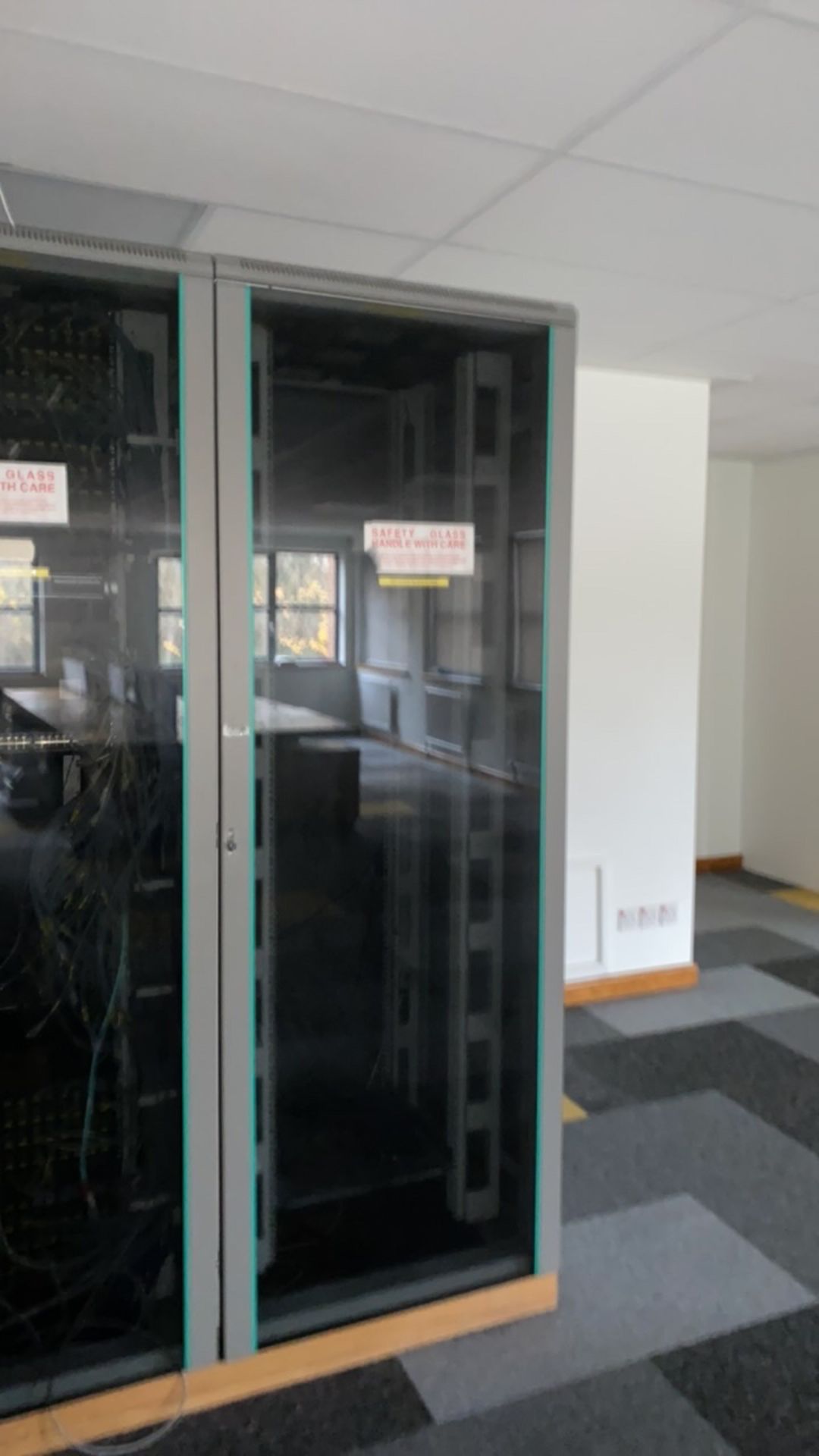 Server Cabinet - Image 2 of 5