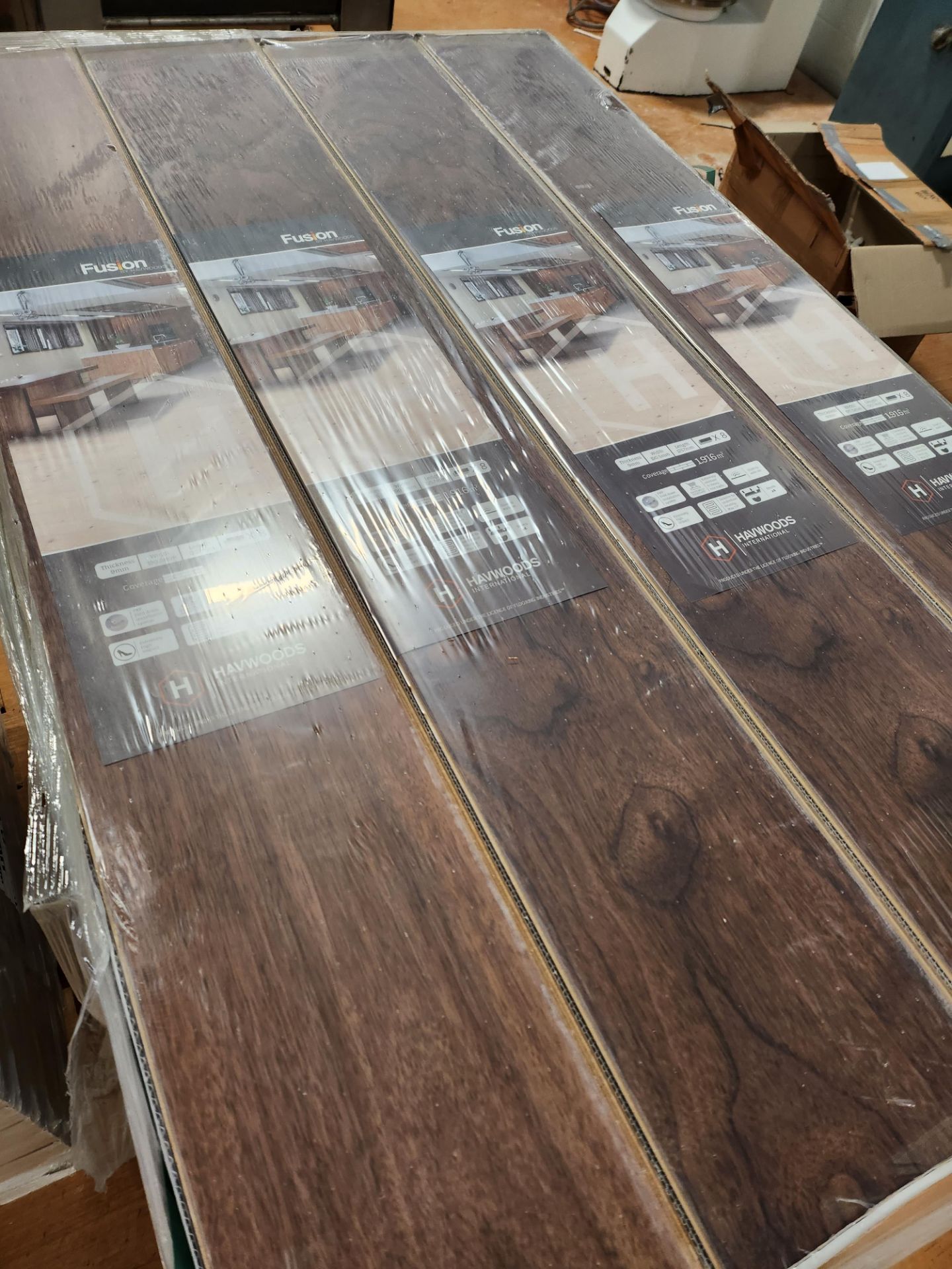 Ripton Wood-Look Repro-Engineered Textured Flooring HW9266 (30 Packs) - Image 2 of 6