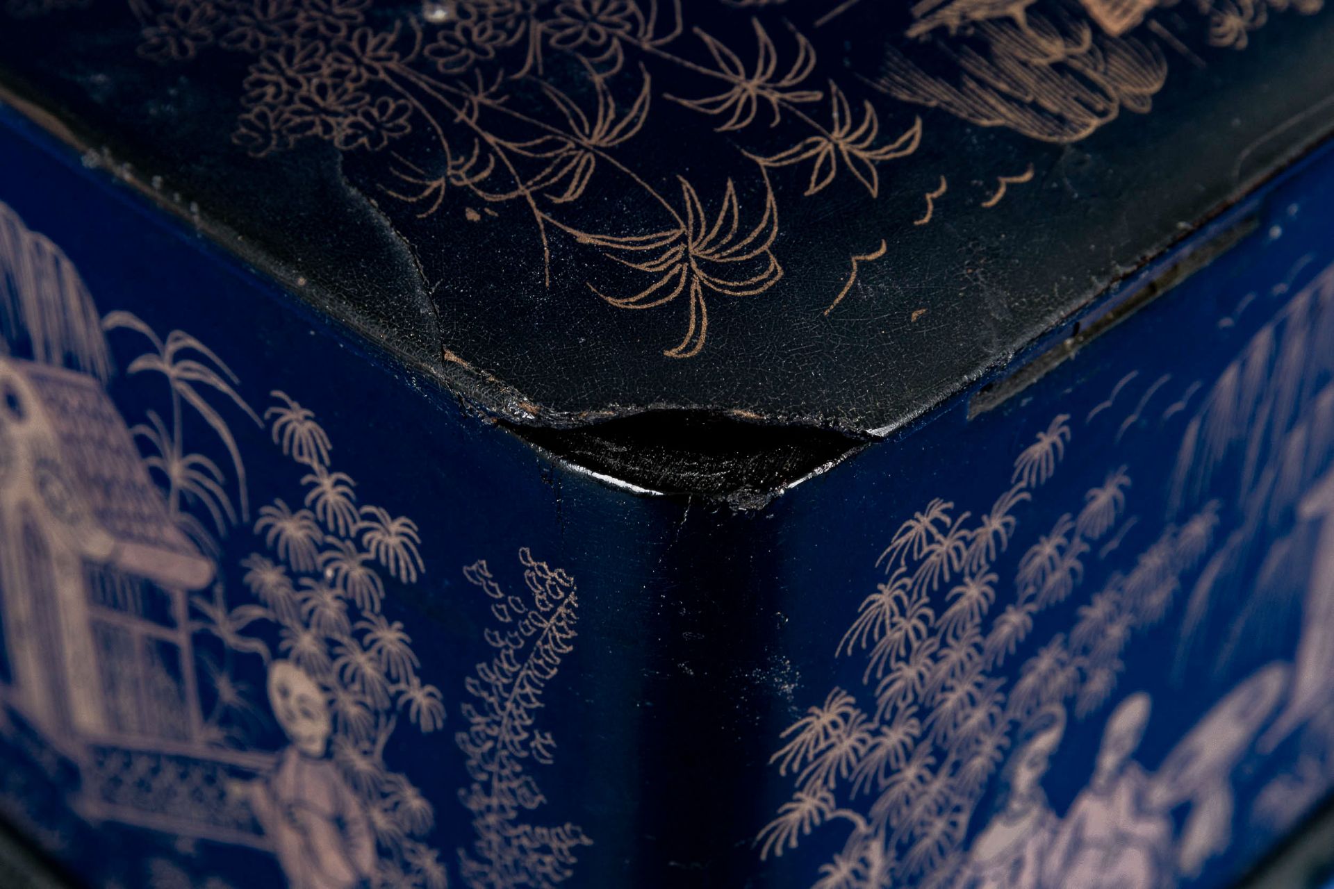 Antike Deckelschatulle, ostasiatischer Raum, 1. Viertel 20. Jhdt., schwarzer Lackkasten mit aufwänd - Bild 7 aus 7