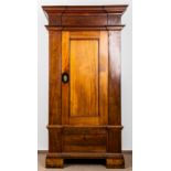 Seltener eintüriger Schrank, Biedermeier deutsch um 1800/ 20, Mahagoni massiv & furniert; eintürige