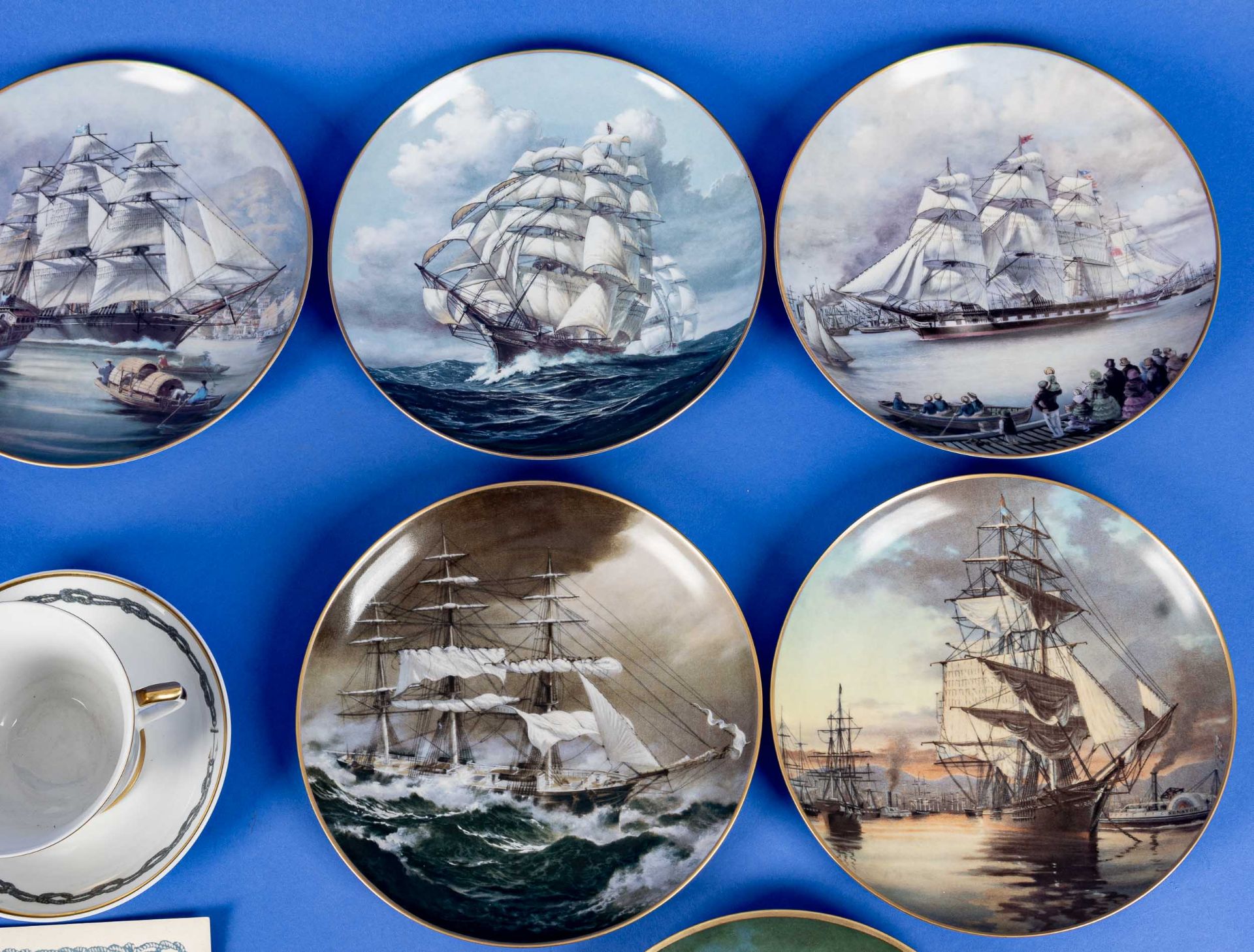 13teilige Sammlung maritimer Porzellan-Objekte, bestehend aus 2teiliger "GORCH FOCK" Kaffeetasse de - Bild 5 aus 14