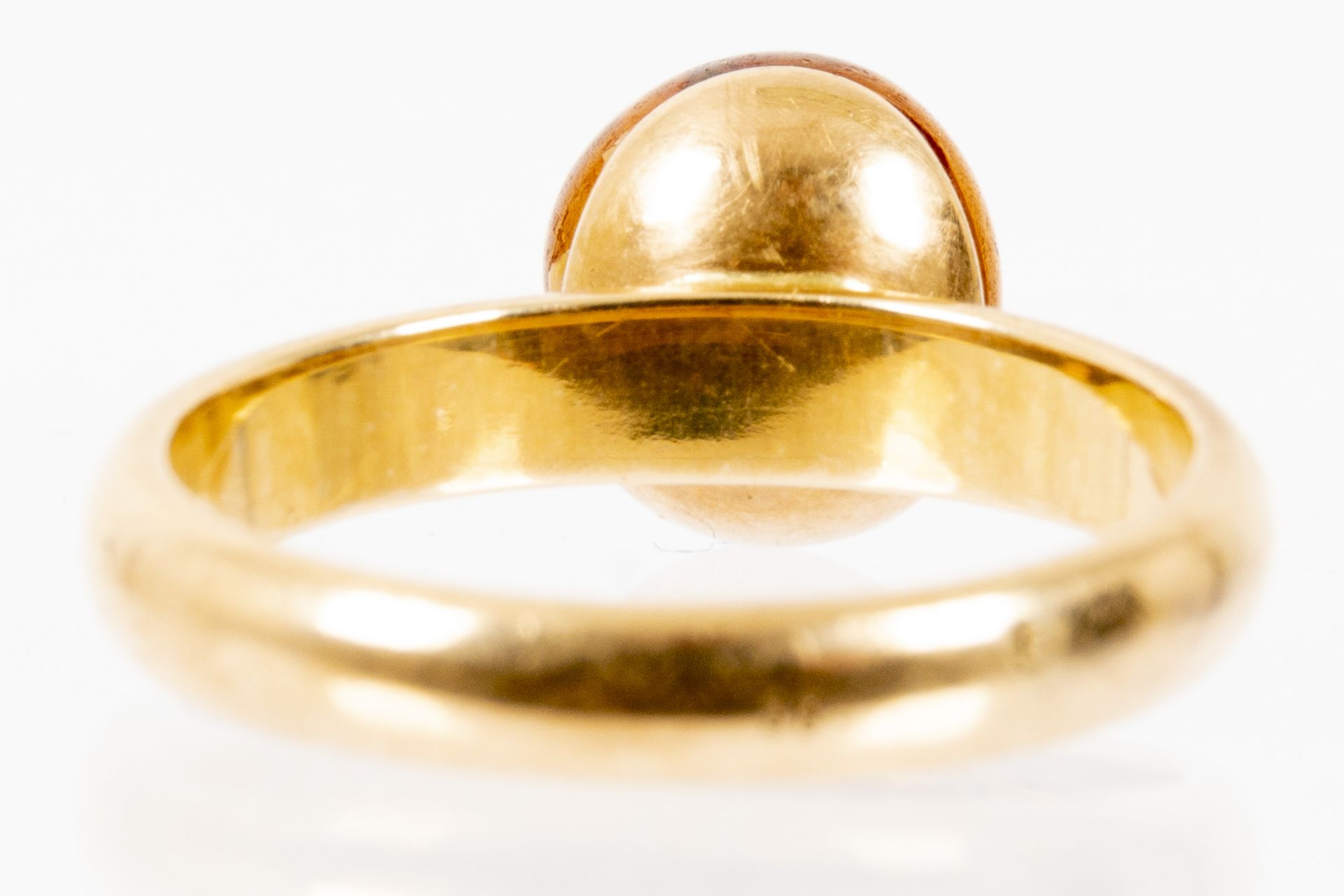 14 K Gelbgold-Ring mit "Bernsteinperle" besetzt. Ringinnendurchmesser ca. 17 mm, ca. 5 gr. brutto. - Bild 4 aus 5