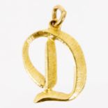 "D"-Kettenanhänger, 333er Gelbgold, Länge ü. A. ca. 2 cm, ca. 0,5 gr.