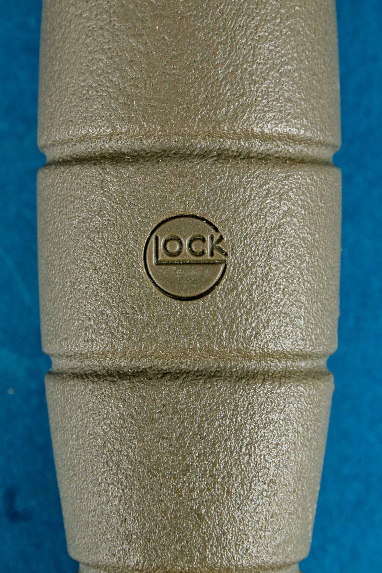 G-Lock Jagdmesser/Outdoormesser, spätes 20. Jhd., Klingenlänge ca. 16,5 cm, Gesamtlänge ü. A. ca. 3 - Image 2 of 7