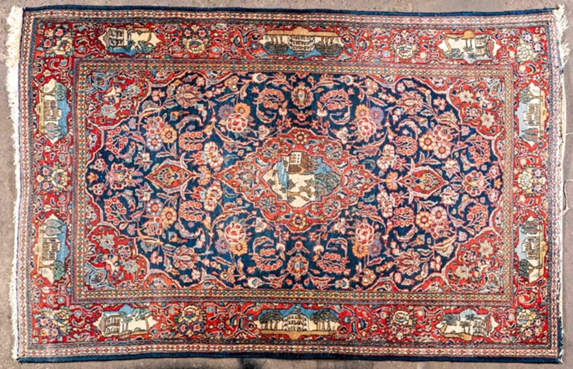 Antiker persischer Keshan Bildteppich, durchgemusterter blauer Fond mit Zentralmedaillon, von Ranke