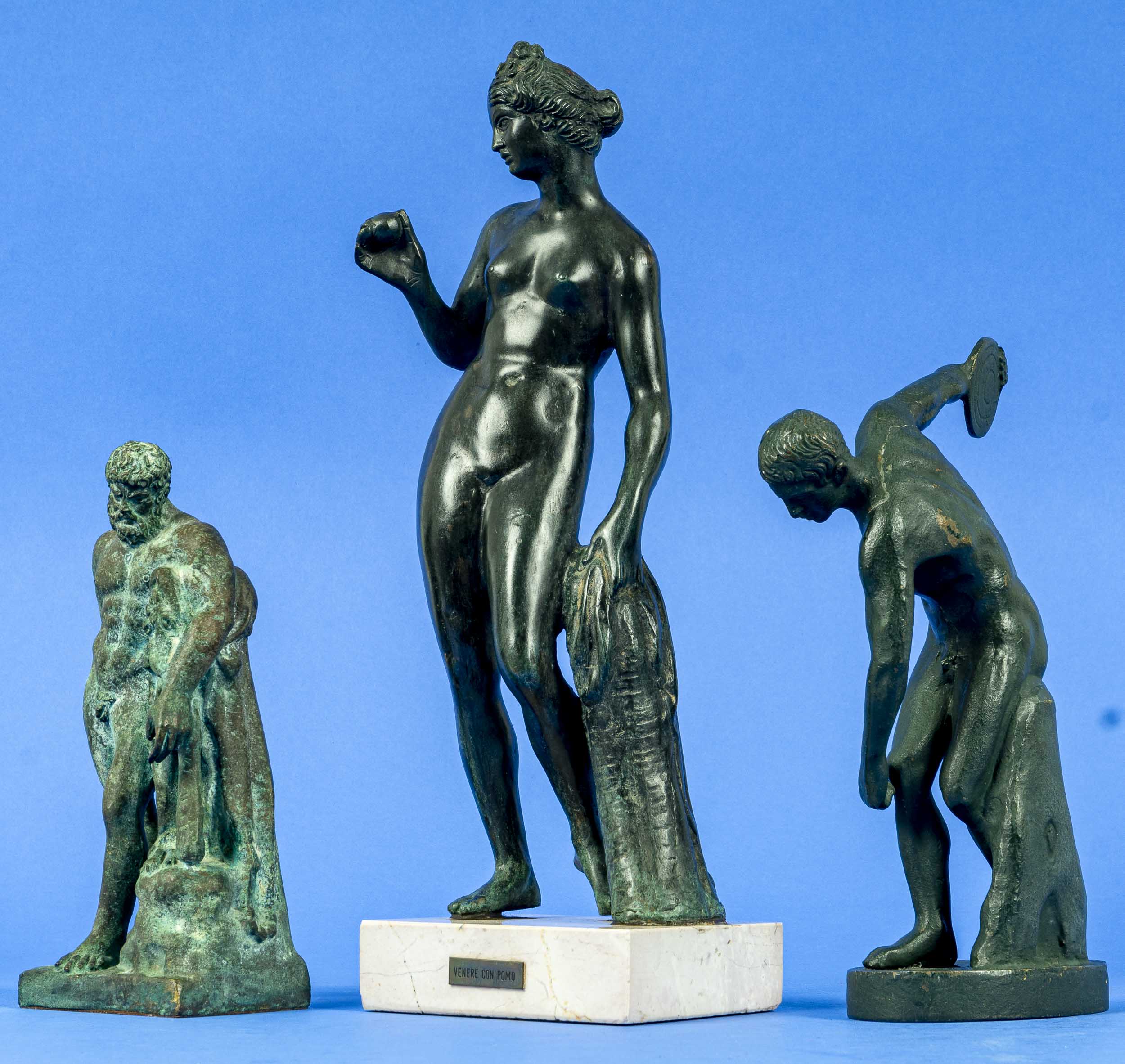 3teilige Sammlung "antiluzierender Figuren", Höhen von ca. 21 bis ca. 37 cm. Versch. Alter, Größen, - Image 4 of 9