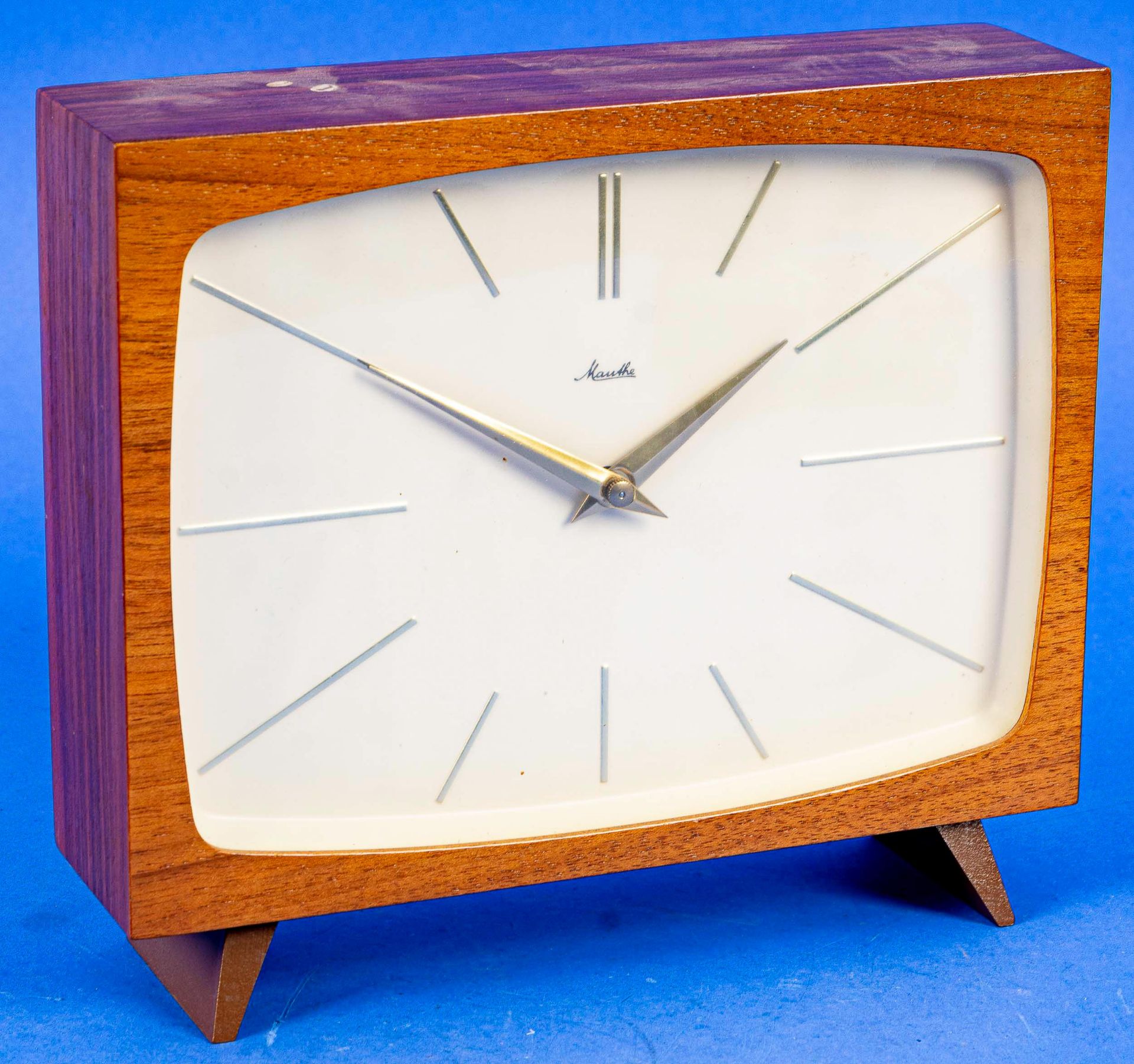 Ältere Buffet Uhr der Marke "Mauthe", Deutschland der 1950er/60er Jahre. Ungeprüftes, mechanisches