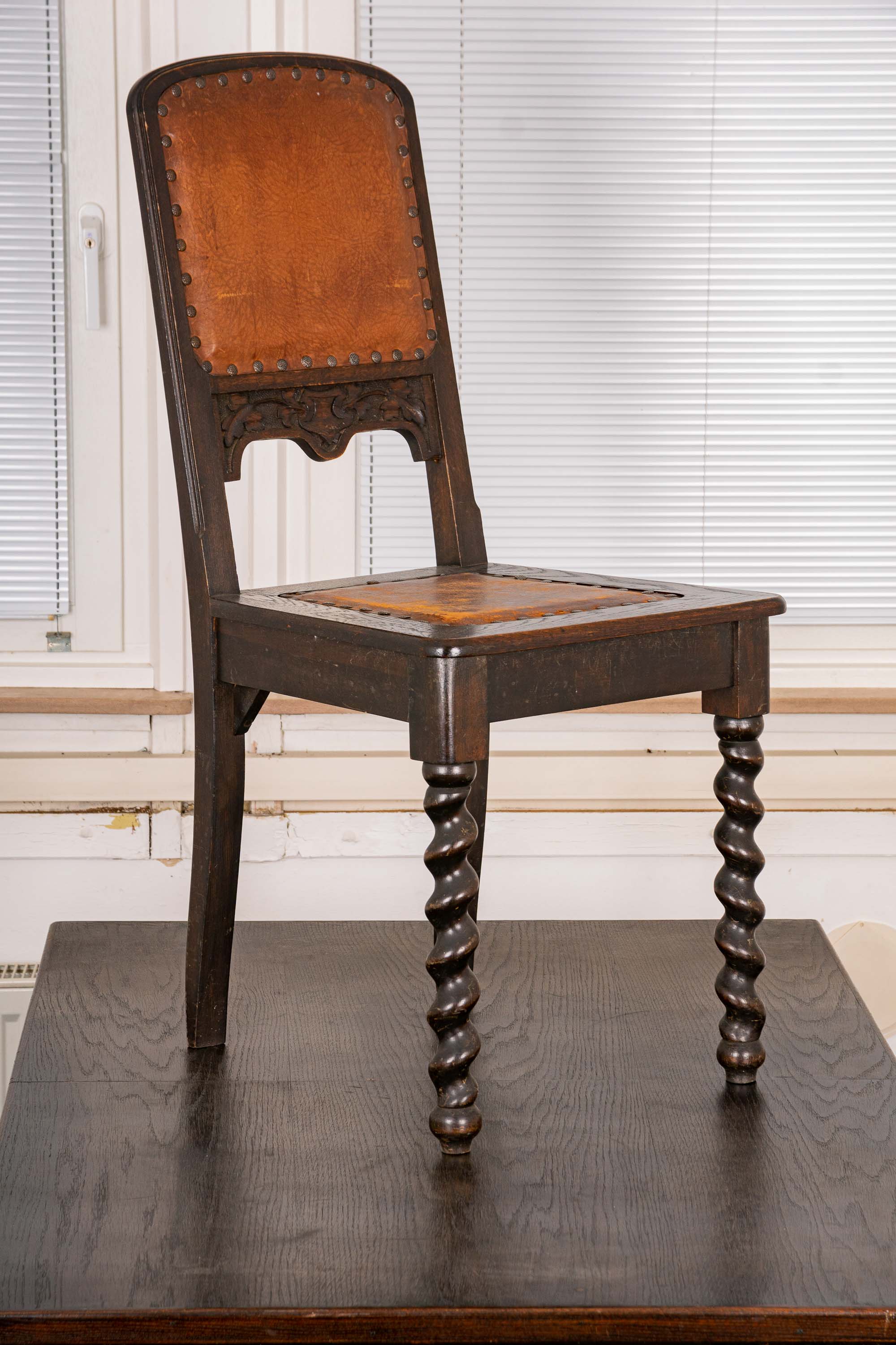 7teilige Esstischgarnitur, bestehend aus rechteckigem Tisch, ca. 80 x 130 x 90 cm und 6 passenden m - Image 8 of 16