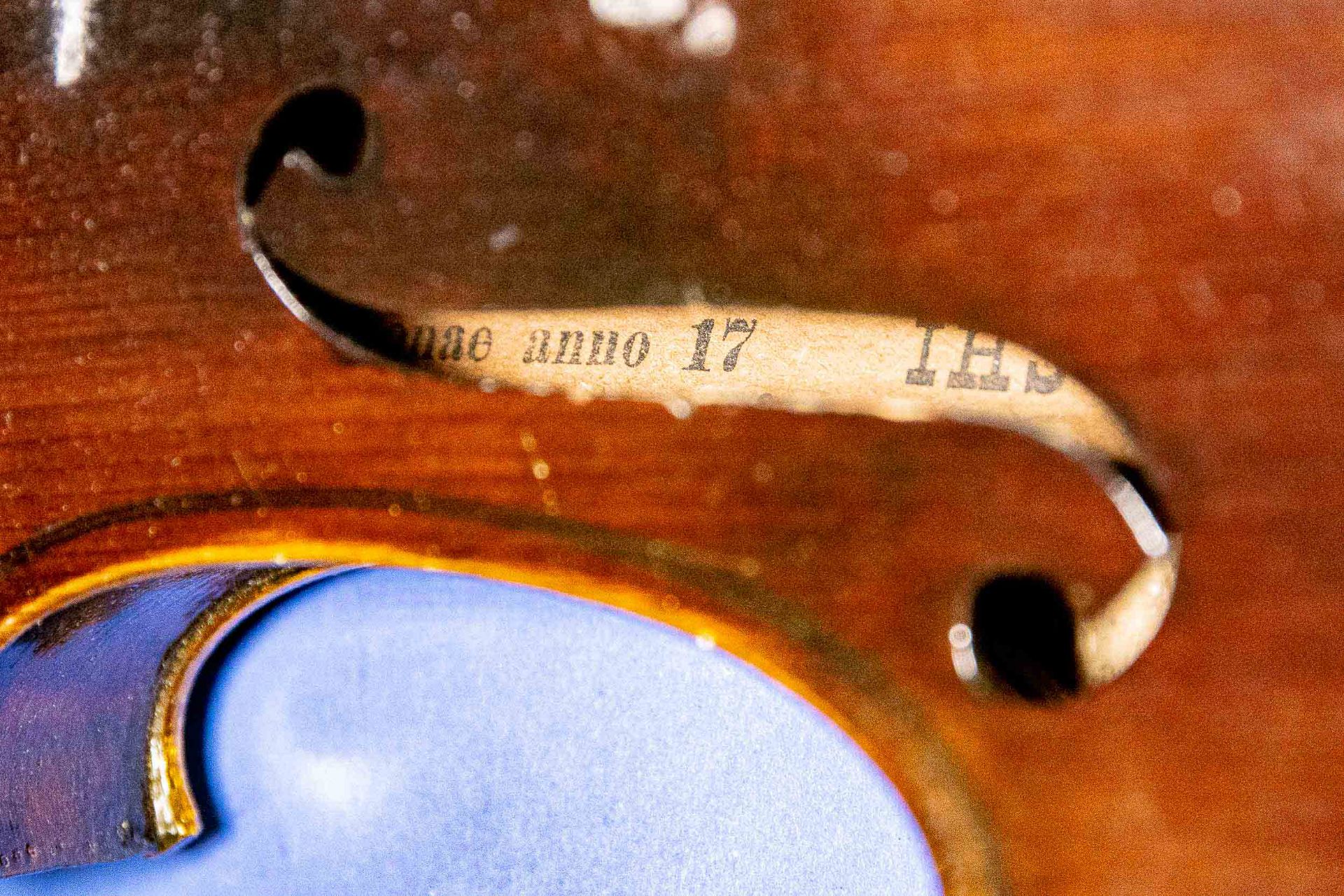 Alte Violine/Geige, deutsch um 1900/20, irreführendes Papieretikett bez.: "Josef Guarnerius fec.". - Image 5 of 7