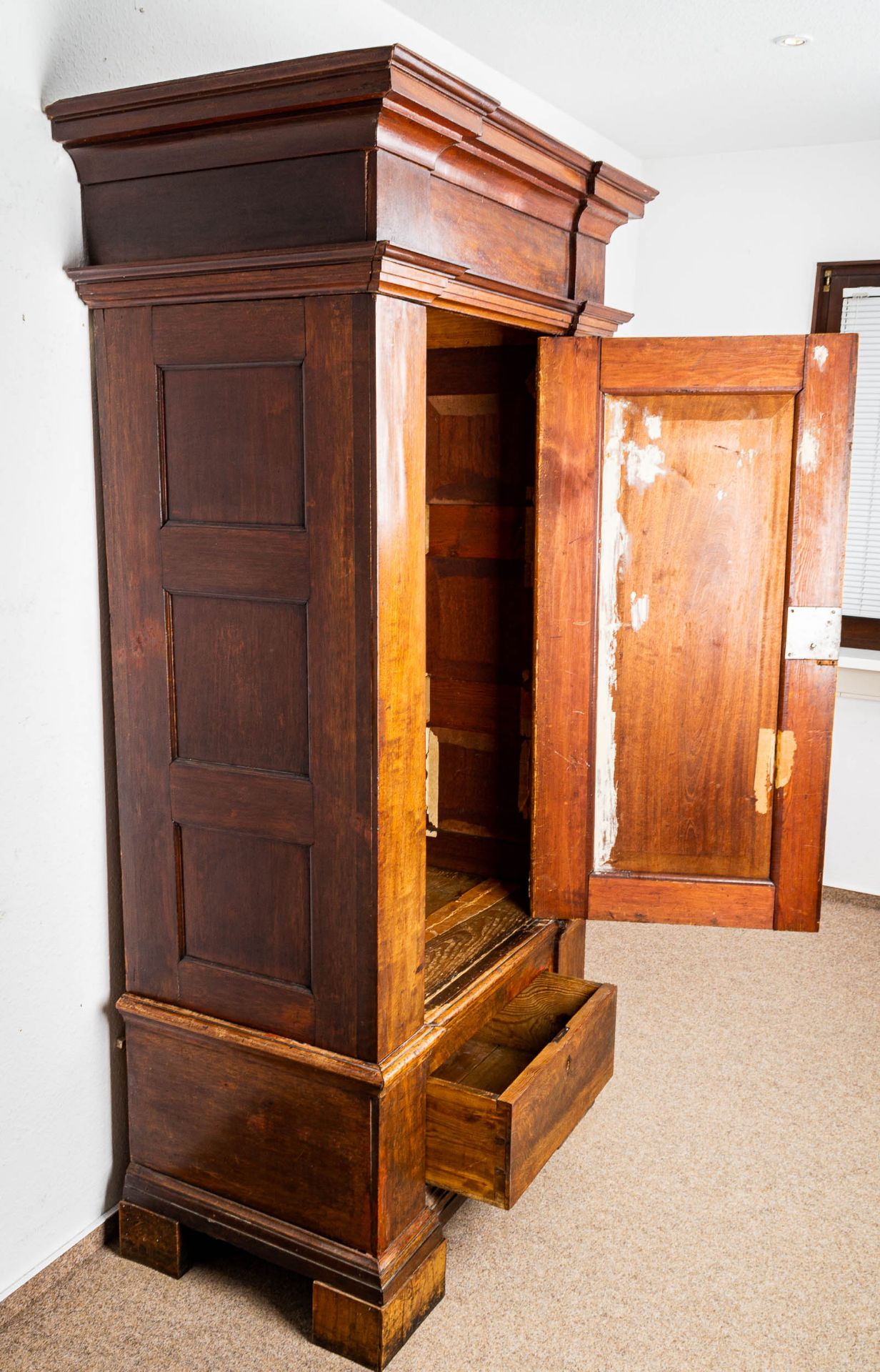 Seltener eintüriger Schrank, Biedermeier deutsch um 1800/ 20, Mahagoni massiv & furniert; eintürige - Bild 9 aus 16