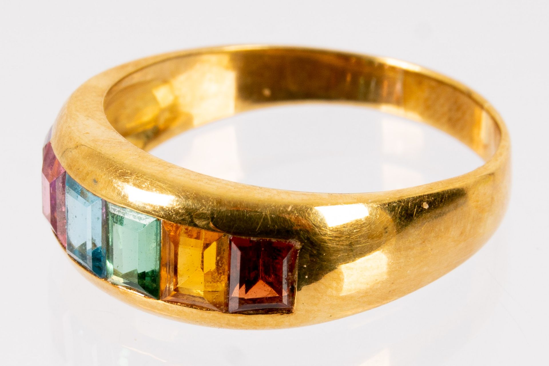 18K Gelbgold-Ring mit versch. Farbglasbesatz, Ringinnendurchmesser ca. 18 mm. Bruttogewicht ca. 5,5 - Bild 3 aus 4