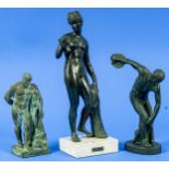 3teilige Sammlung "antiluzierender Figuren", Höhen von ca. 21 bis ca. 37 cm. Versch. Alter, Größen,