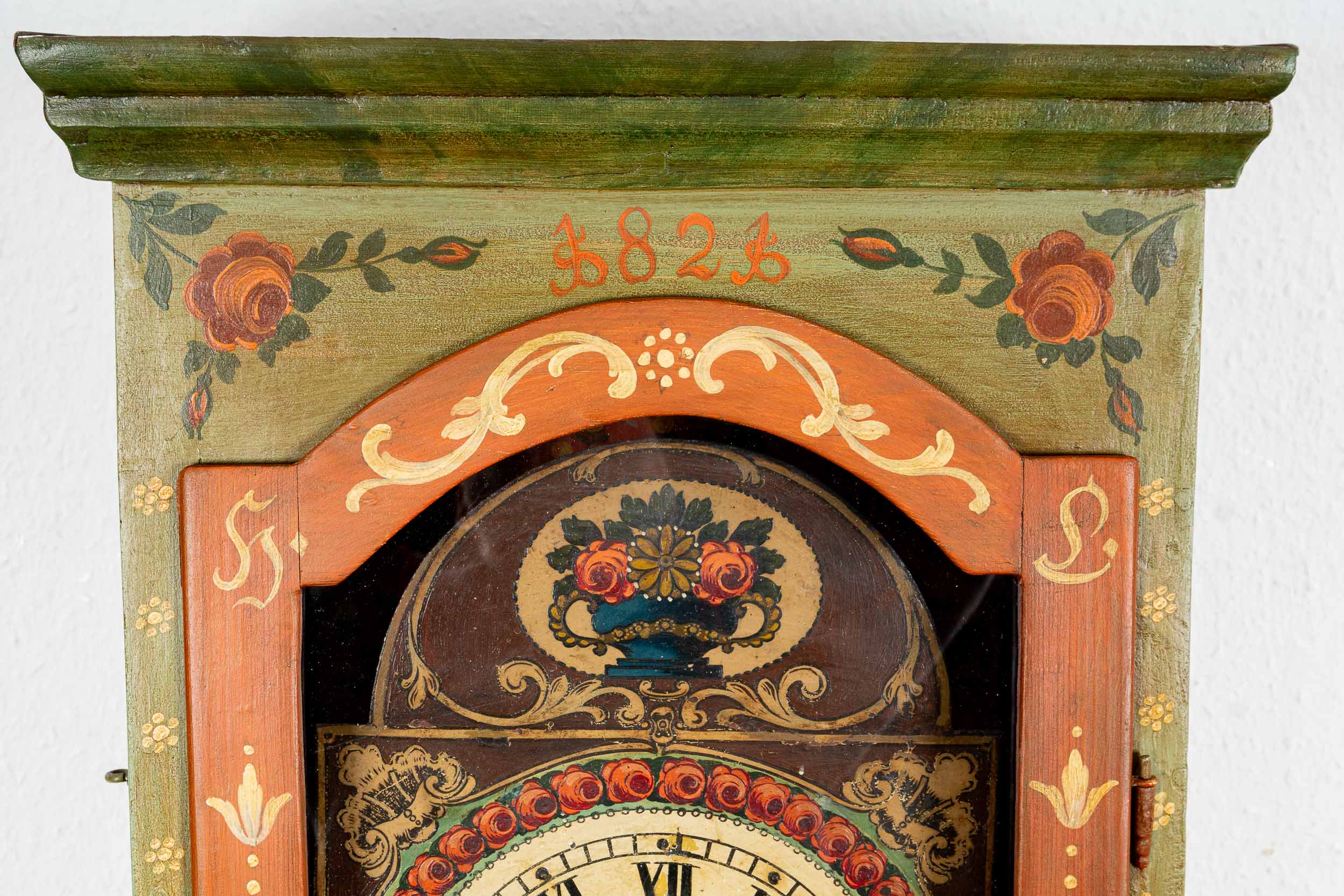 Alte Bodenstanduhr, polychrom mit bayrischer Bauernmalerei staffiertes Nadelholzgehäuse, 19. Jhd., - Image 7 of 12