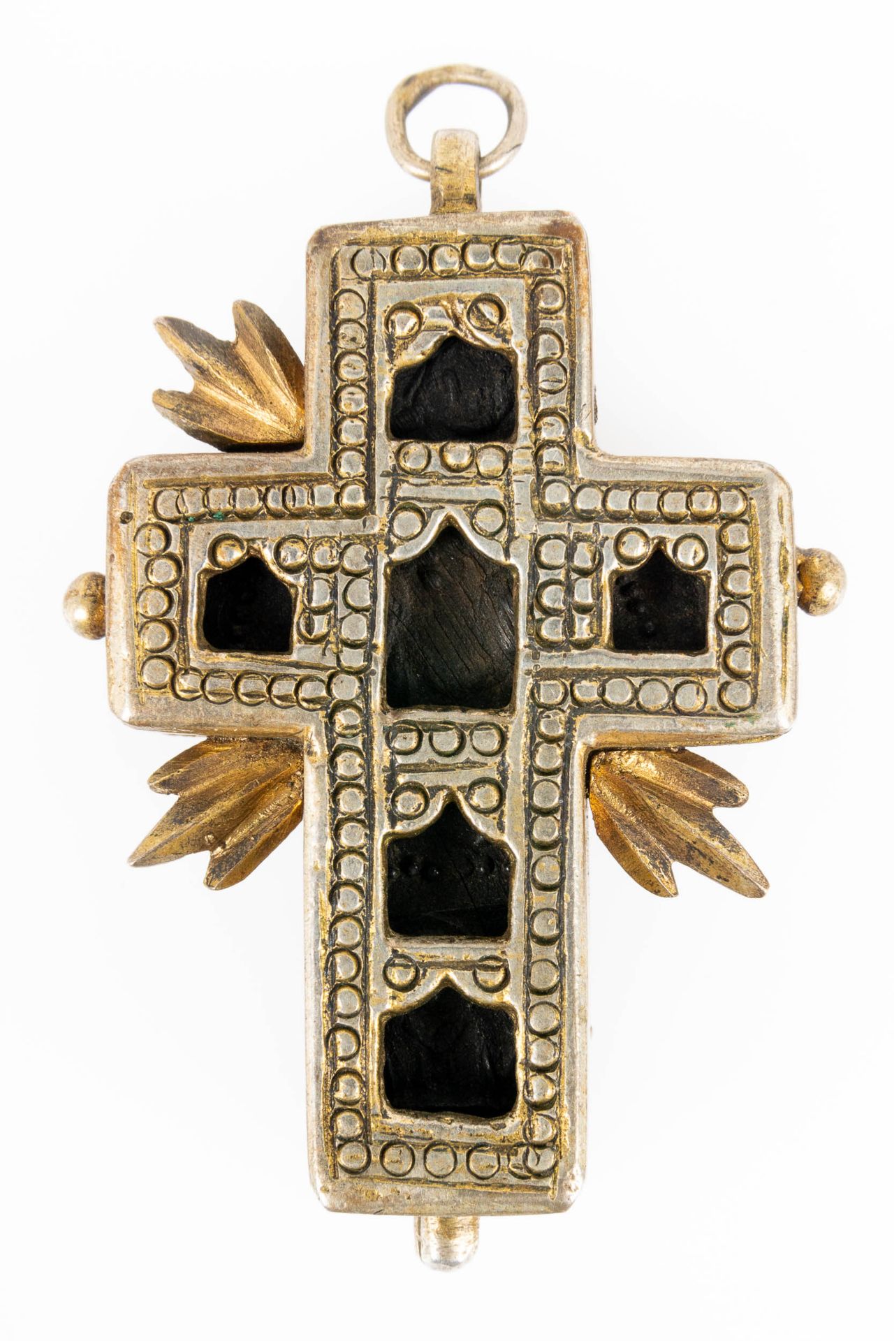 "Kreuz"-Kettenanhänger, zweiteiliger Metallguss mit 3 von 4 erhaltenen Strahlenbündeln, aufschraubb - Image 2 of 5