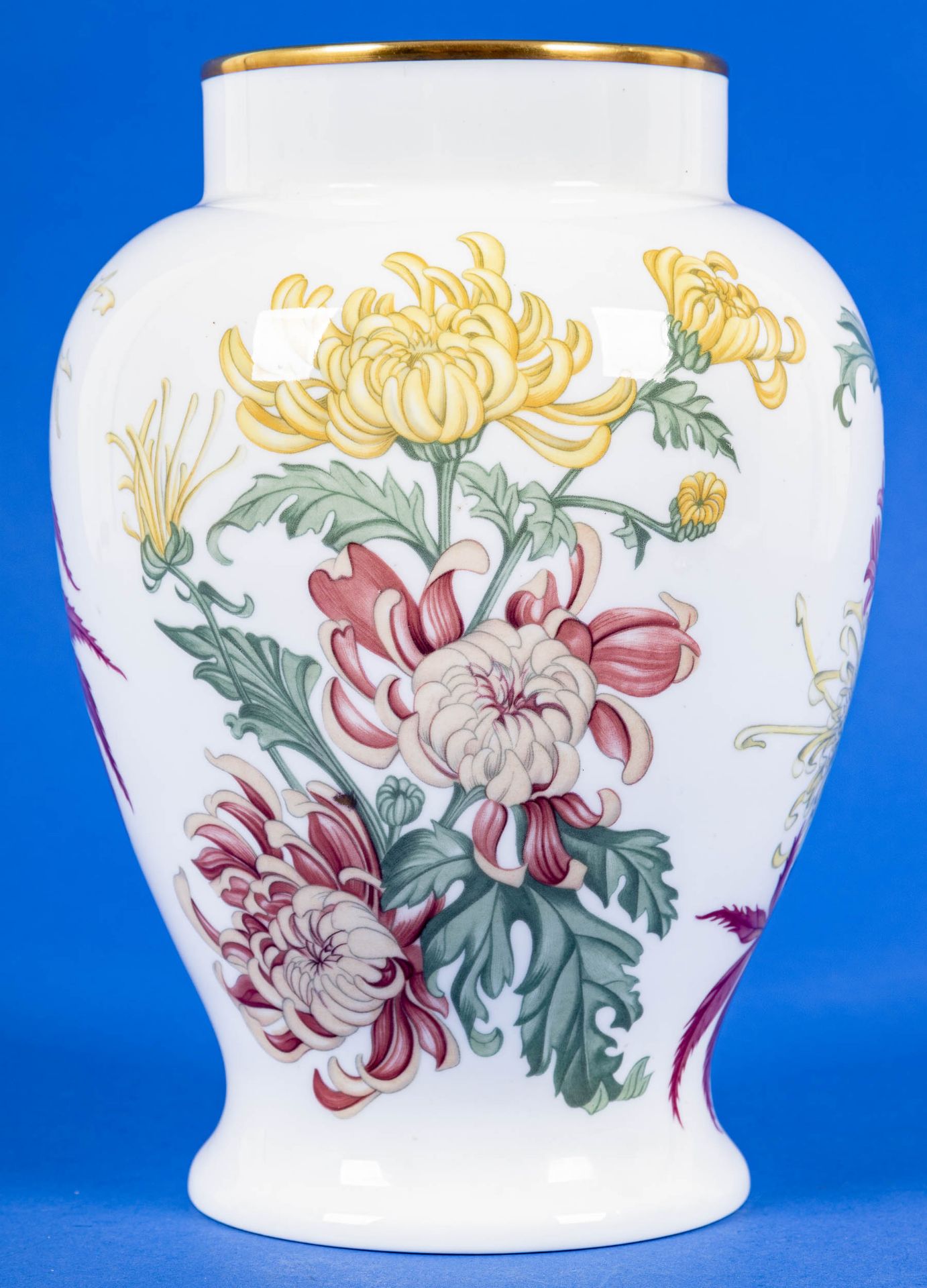 Gebauchte Blumenvase, Wedgewood, Bone-China, Höhe ca. 21 cm, polychrom lithografierte Floraldekore, - Image 3 of 5