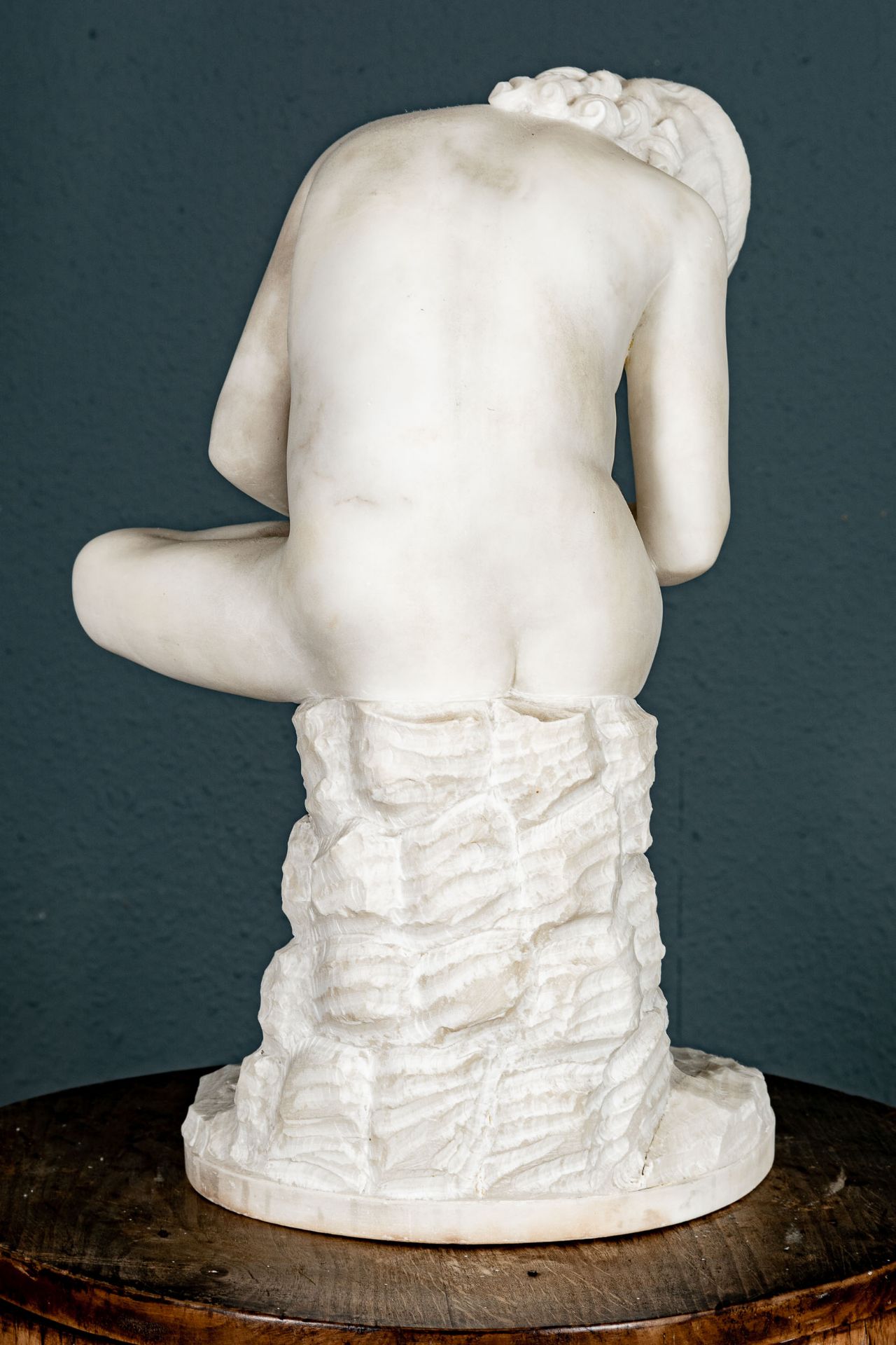 "Der Dornenzieher", große Alabaster-Figur, unsignierte, akademische Arbeit um 1900, Höhe ca. 43 cm, - Bild 5 aus 12