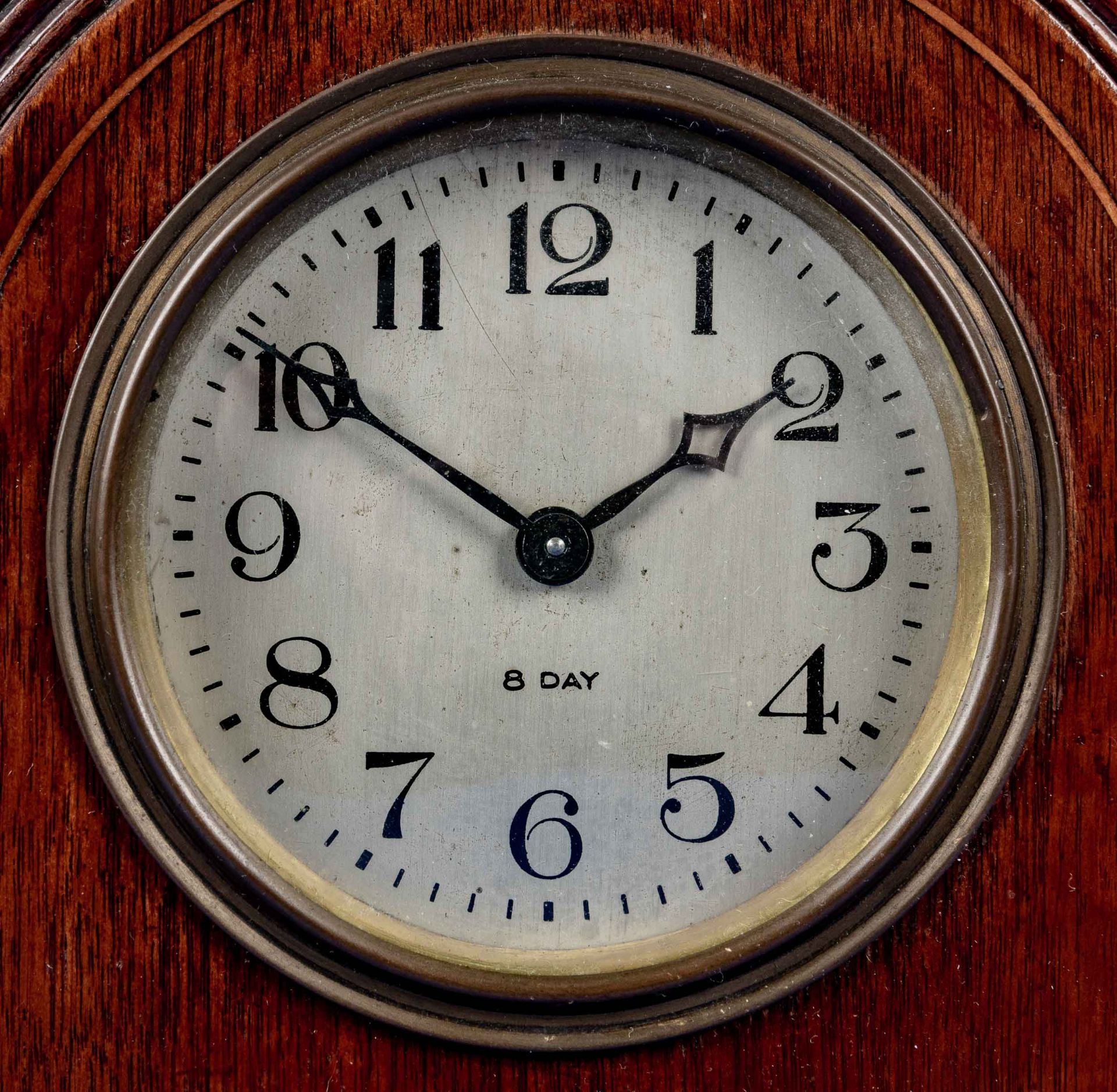 Antike Vertiko-Uhr, funktionstüchtiges 8 Tagewerk (wurde nicht auf Ganggenauigkeit und Vollständigk - Bild 4 aus 8