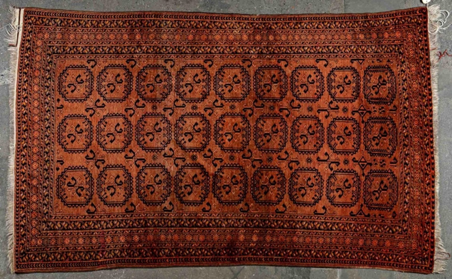 Große ältere GOLD - AFGHAN Teppichbrücke, sogenanntes Zwischenmaß, ca. 260 x 165 cm, seidig glänzen