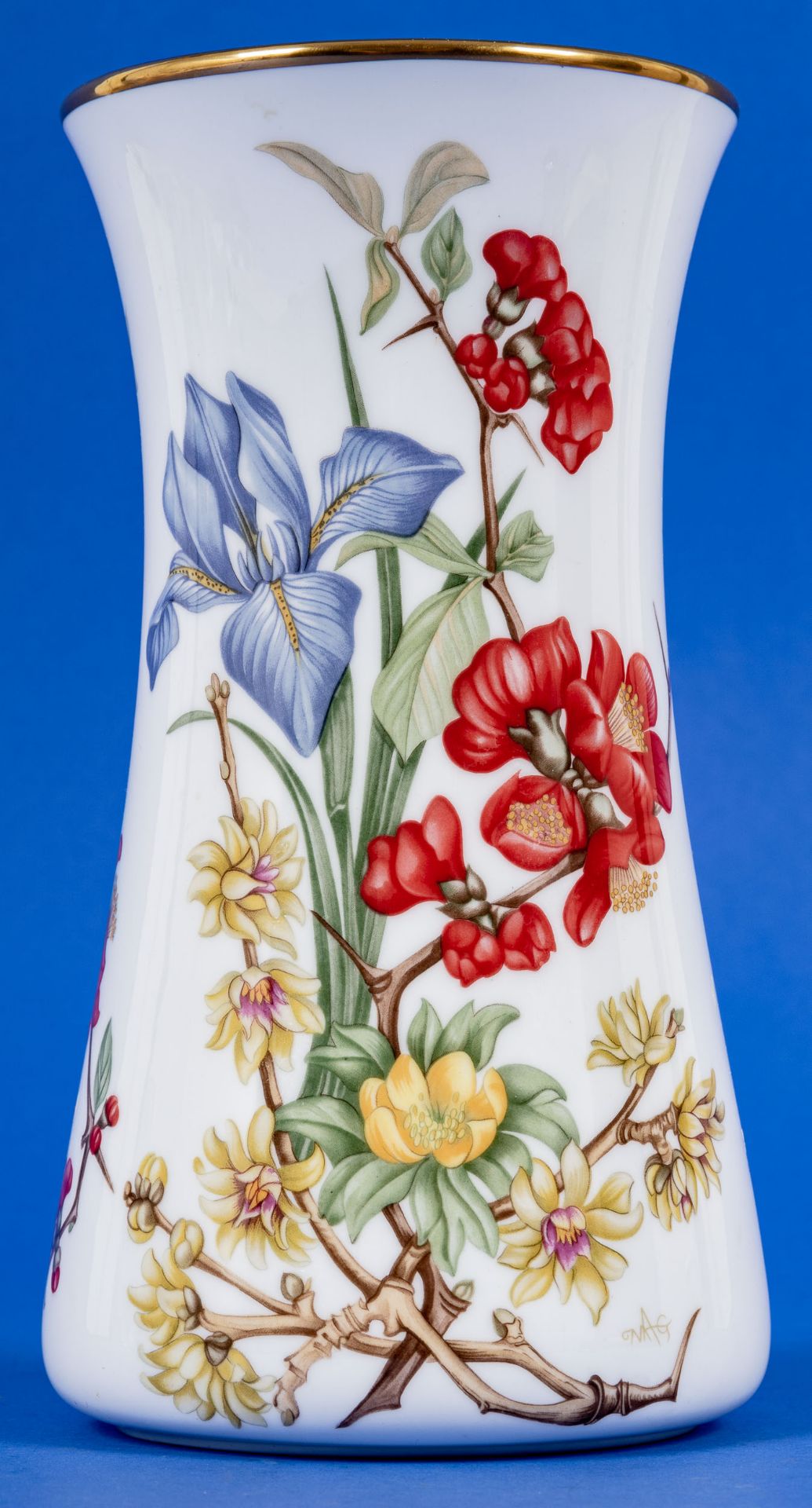 Keulenförmige Blumenvase, Wedgewood, Bone-China, Höhe ca. 22 cm, polychrom lithografierte Floraldek - Image 2 of 5