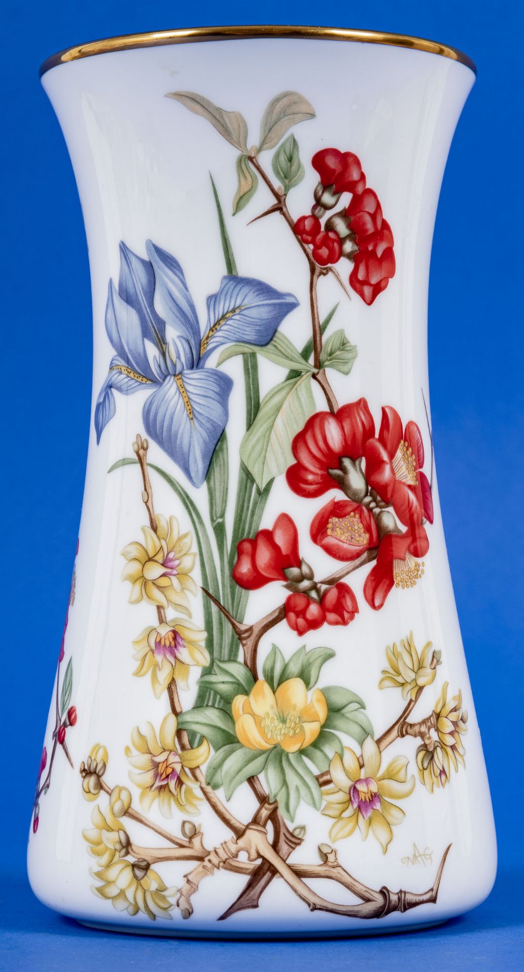 Keulenförmige Blumenvase, Wedgewood, Bone-China, Höhe ca. 22 cm, polychrom lithografierte Floraldek - Bild 2 aus 5