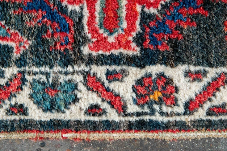 Ältere Teppichbrücke Yalameh, ca. 208 x 160 cm, abstrakter, geometrischer, faunaler & floraler Deko - Bild 5 aus 7