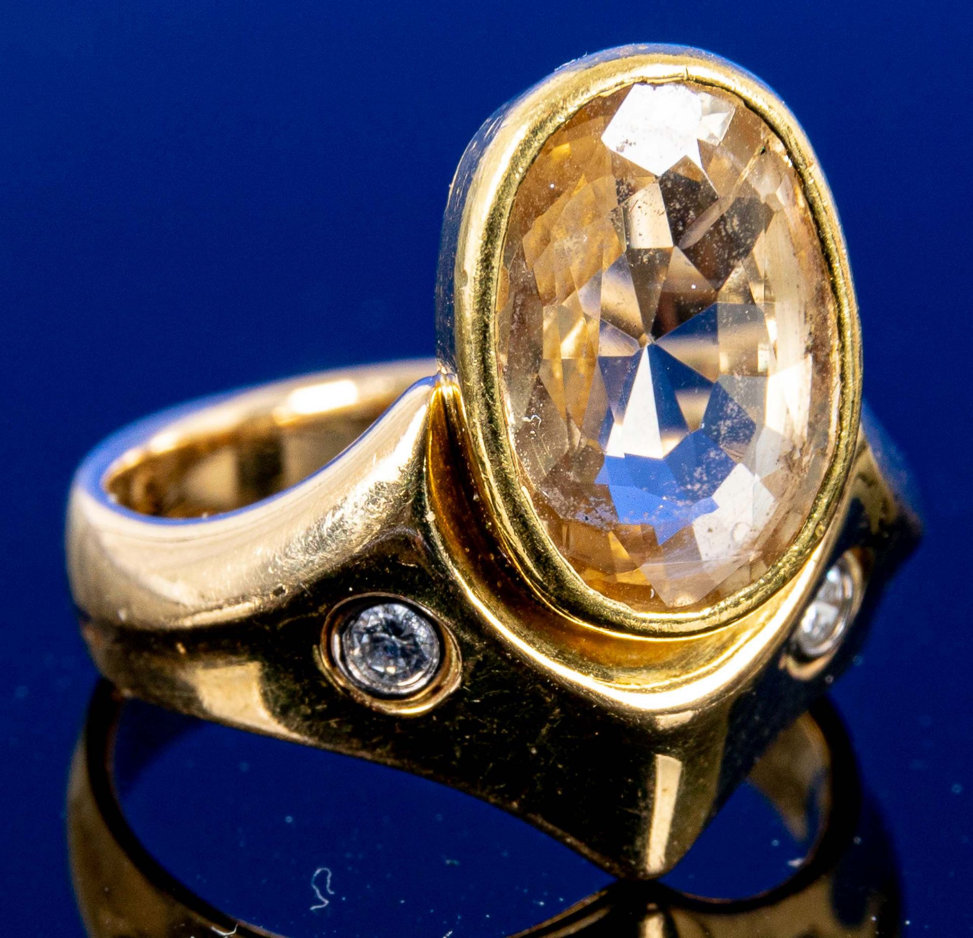 Extravaganter 18 K Damenring mit 2 einzeln gefassten Diamanten im Brillantschliff und großem Citrin - Image 2 of 8