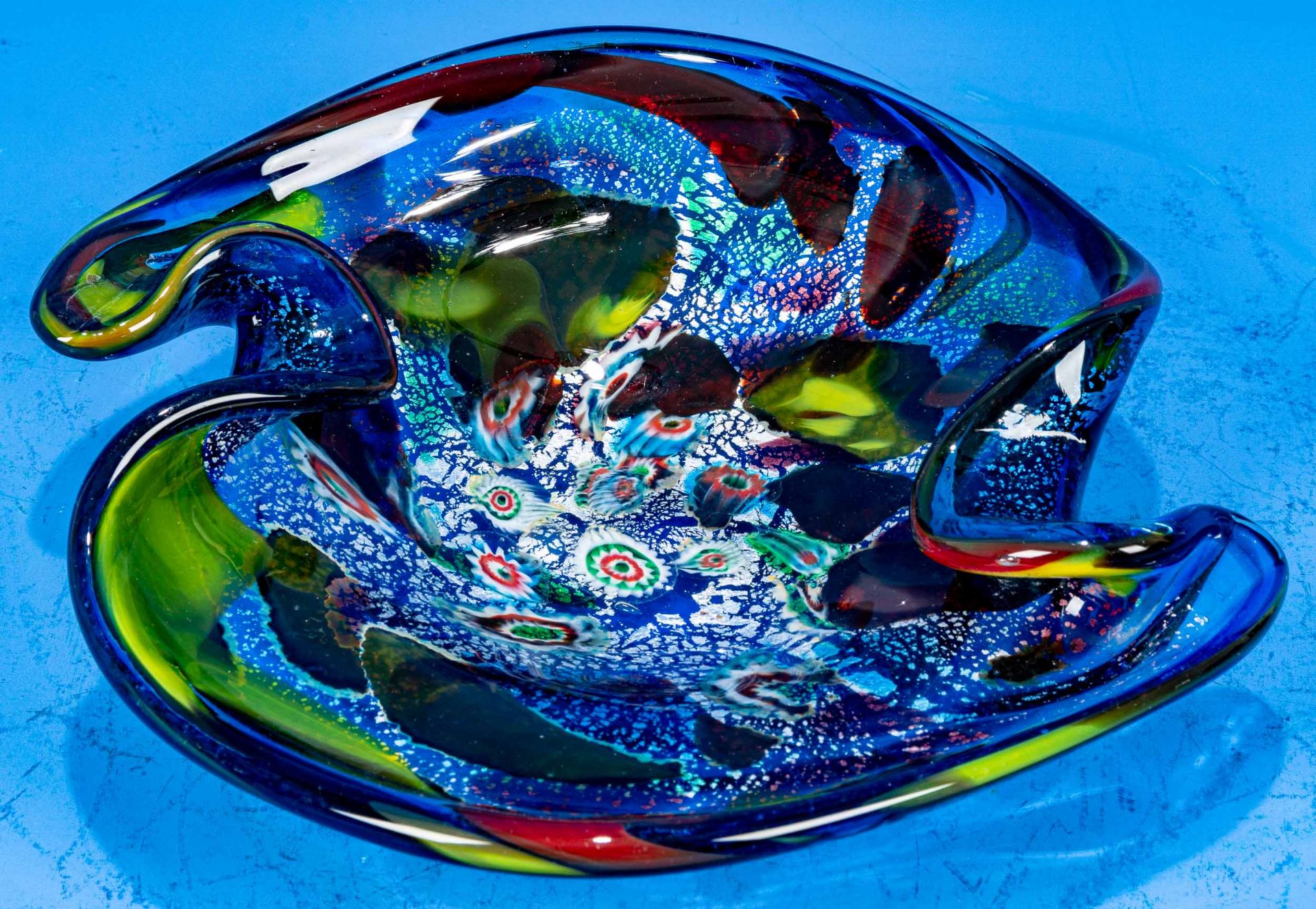 Dickwandige Ying und Yang-förmige Murano-Glasschale der 1960er/70er Jahre, polychrom durchwirktes, - Image 2 of 7