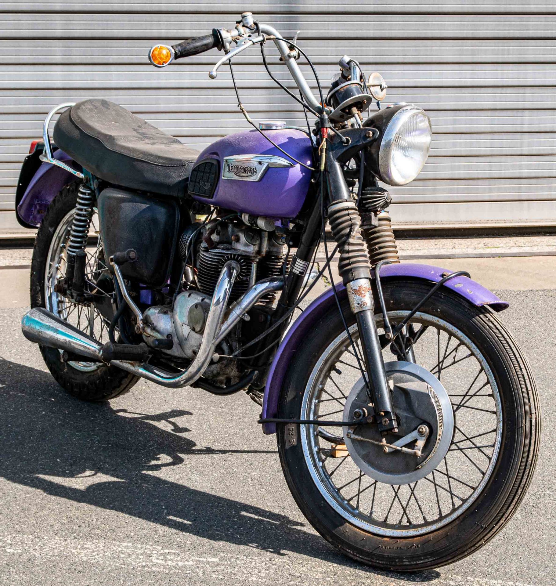 Garagenfund: Originales TRIUMPH-Motorrad der späten 1960er/frühen 1970er Jahre. 5500 ccm, Modell "T - Bild 3 aus 26