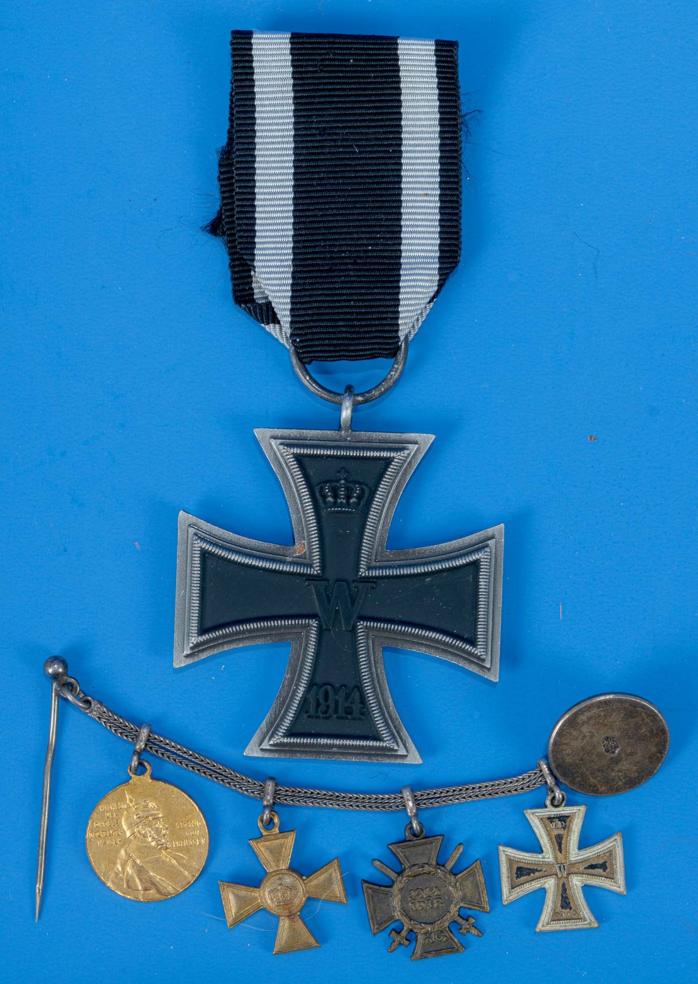 2teiliges Ordenskonvolut, Kaiserreich bis 1918; bestehend aus Frackkette mit 4 Ordensminiaturen sow