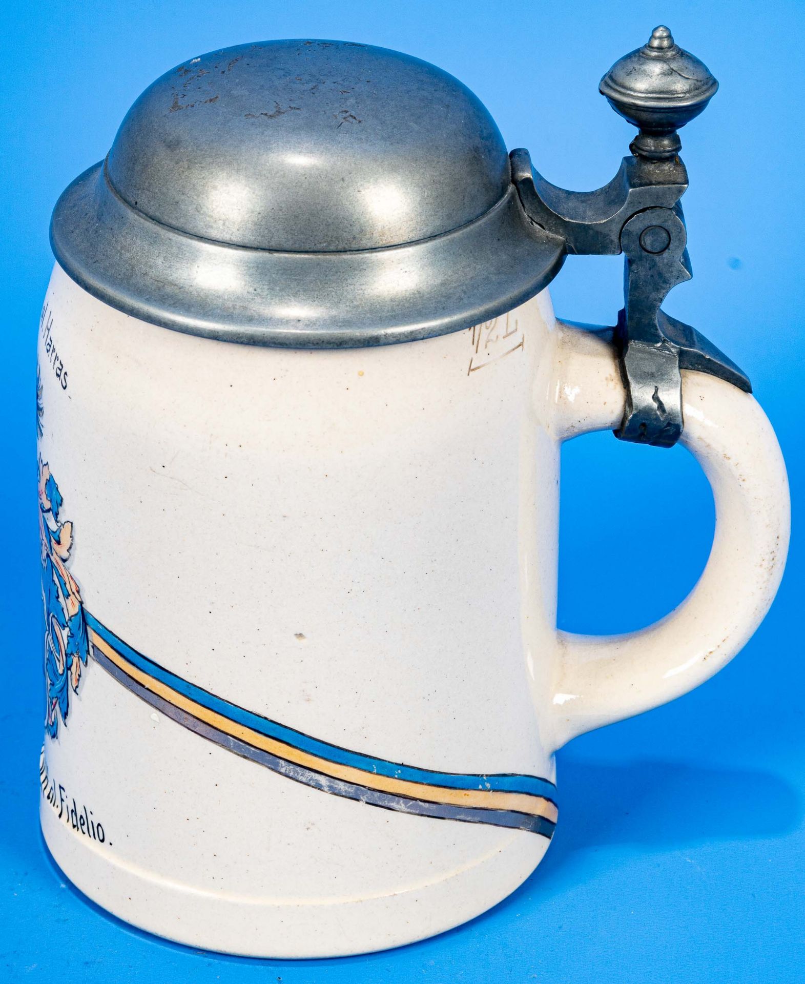 Zerbster Studenten-Bierkrug mit gewölbter Zinndeckelmontur, 0,5 l Fassungsvermögen, polychromer Dek - Image 5 of 9