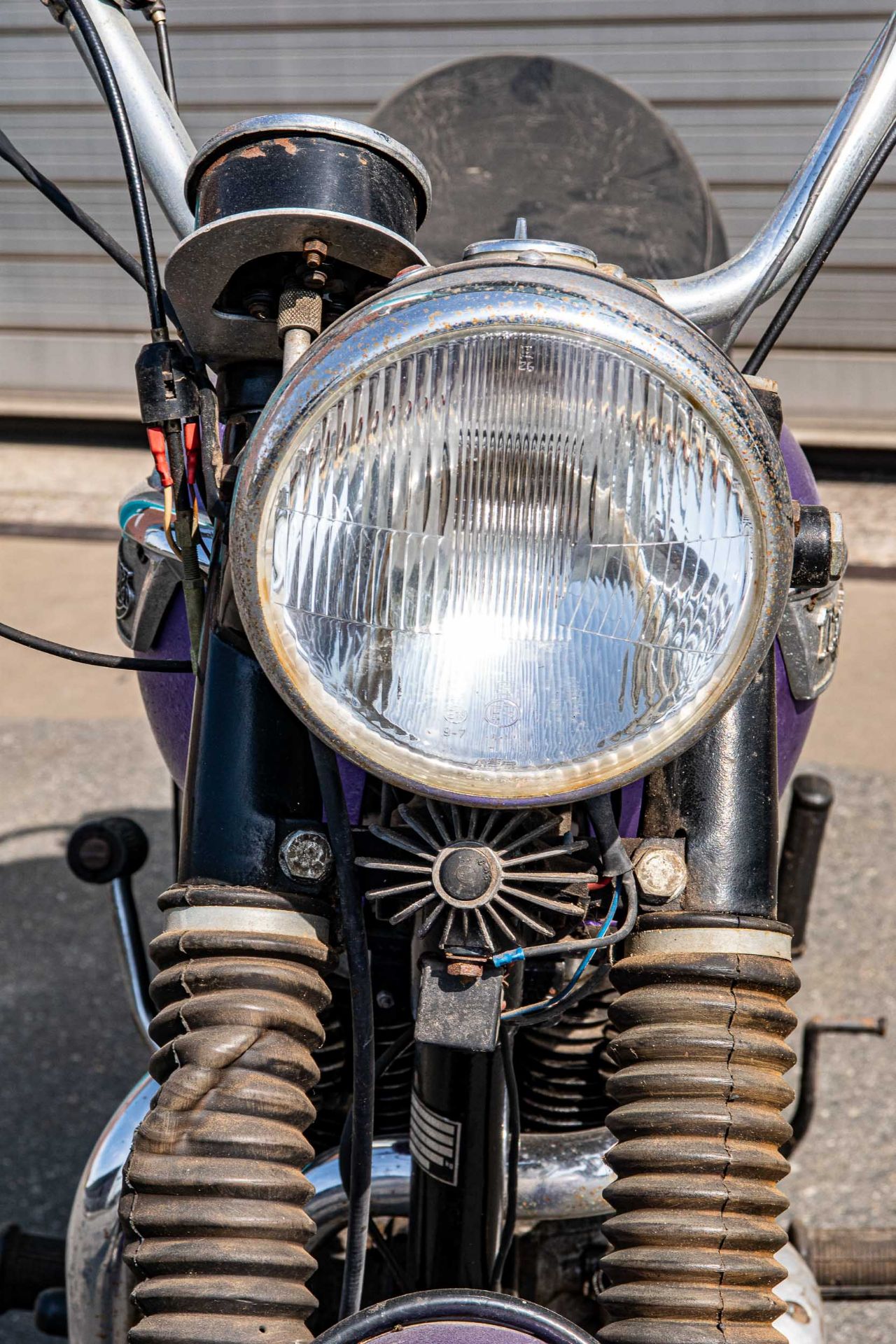 Garagenfund: Originales TRIUMPH-Motorrad der späten 1960er/frühen 1970er Jahre. 5500 ccm, Modell "T - Bild 19 aus 26