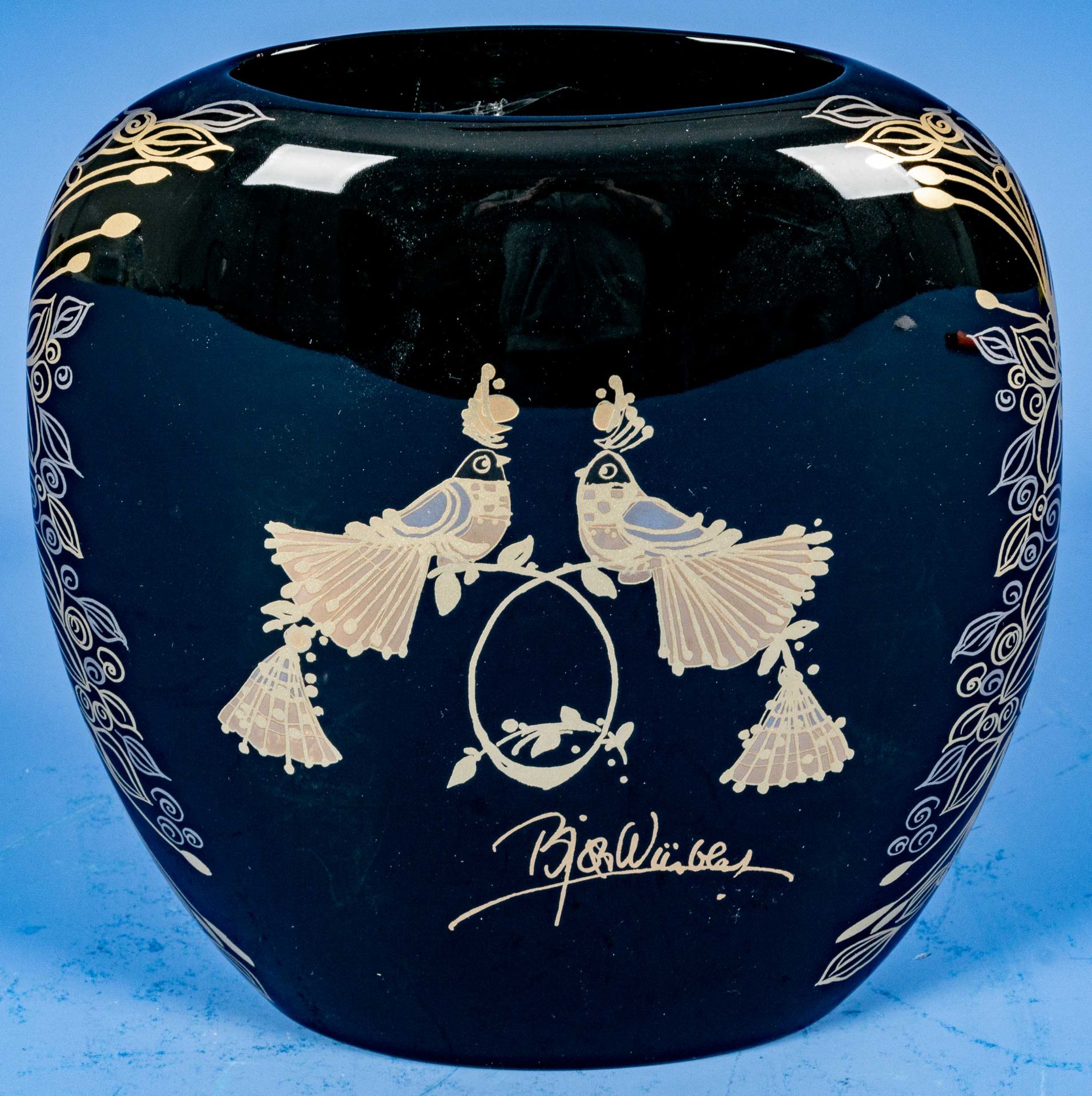 Rosenthal Vase "Porcelain Noire", designed by Björn Wijnblad, Ende 20. Jhdt., sehr schöner Erhalt.  - Bild 4 aus 8