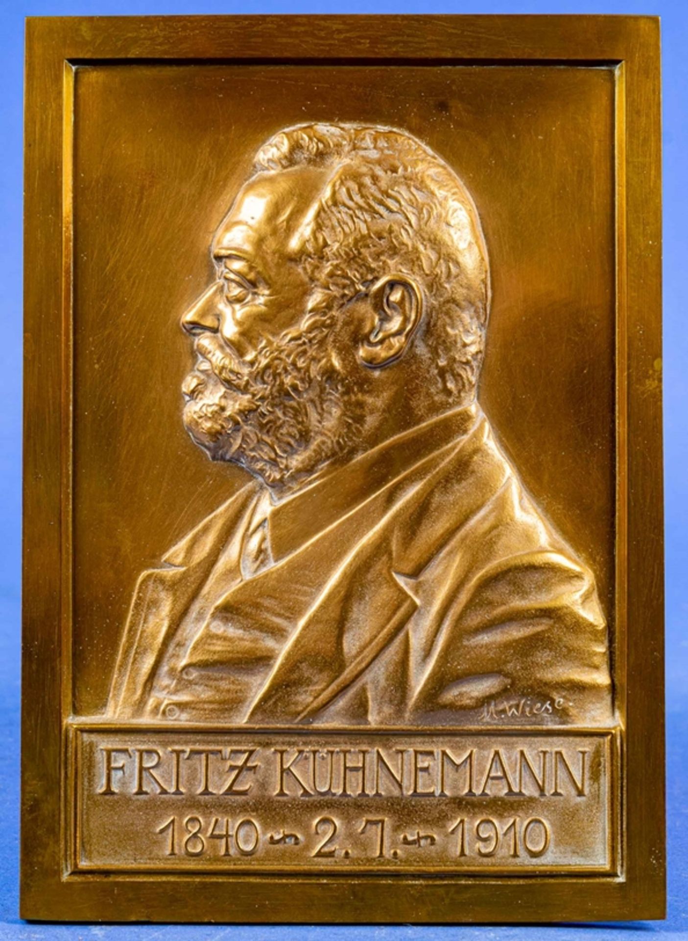 Porträt-Relief-Platte, Bronze mit plastisch gearbeitetem Halbbildnis des Fritz Kühnemann (1840 - 2.