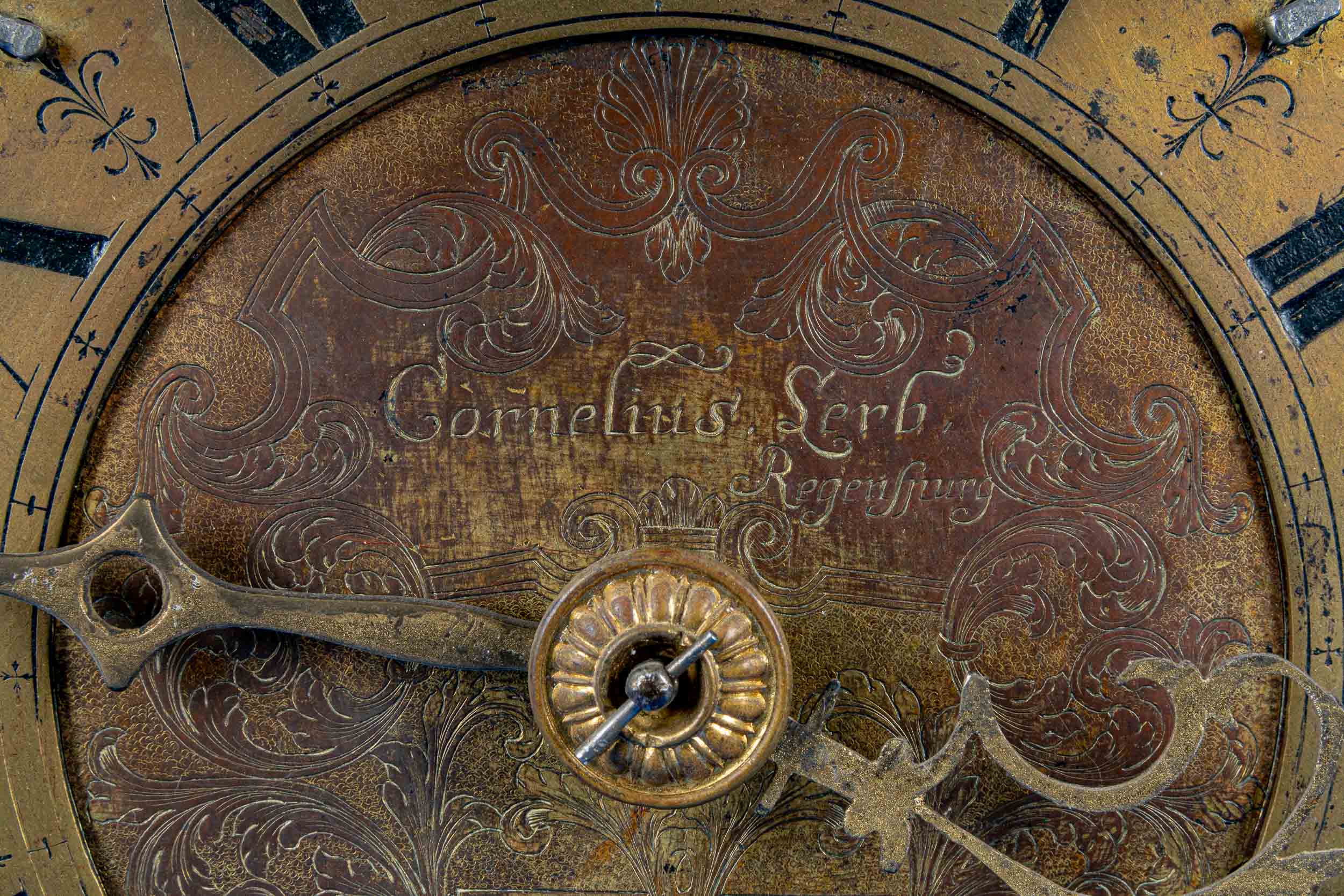 Antikes Standuhren-Uhrwerk, auf dem Ziffernblatt bez.: "Cornelius Lerp Regenspurg". 2. Drittel 18. - Image 7 of 12