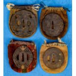 4teilige Sammlung versch. japanischer Eisen-Tsuba, wohl Edo-Zeit (1603 - 1868), Stichblätter eines