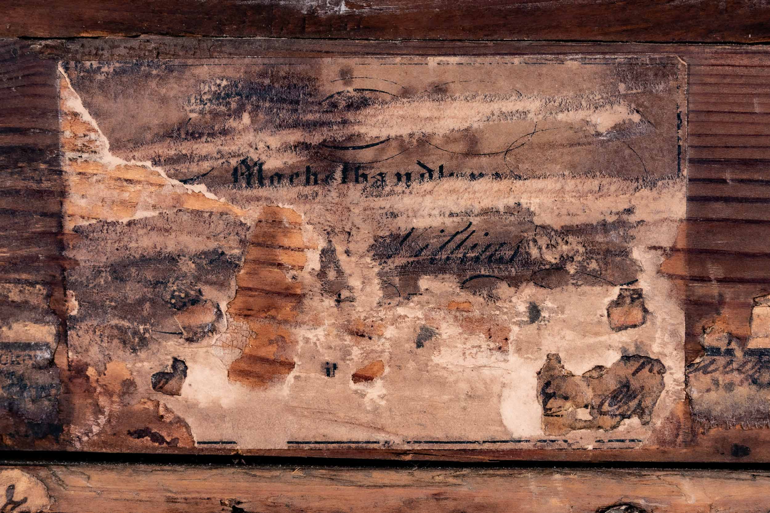 Seltene, eintürige, dreiseitig verglaste Mainzer Vitrine mit verspiegelter Rückwand, des Mainzer Mö - Bild 15 aus 18