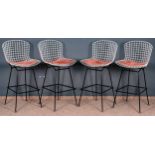 Folge von 4 Barstühlen/Barstools, Entwurf von Harry BERTOIA, Ausführung KNOLL International, Origin