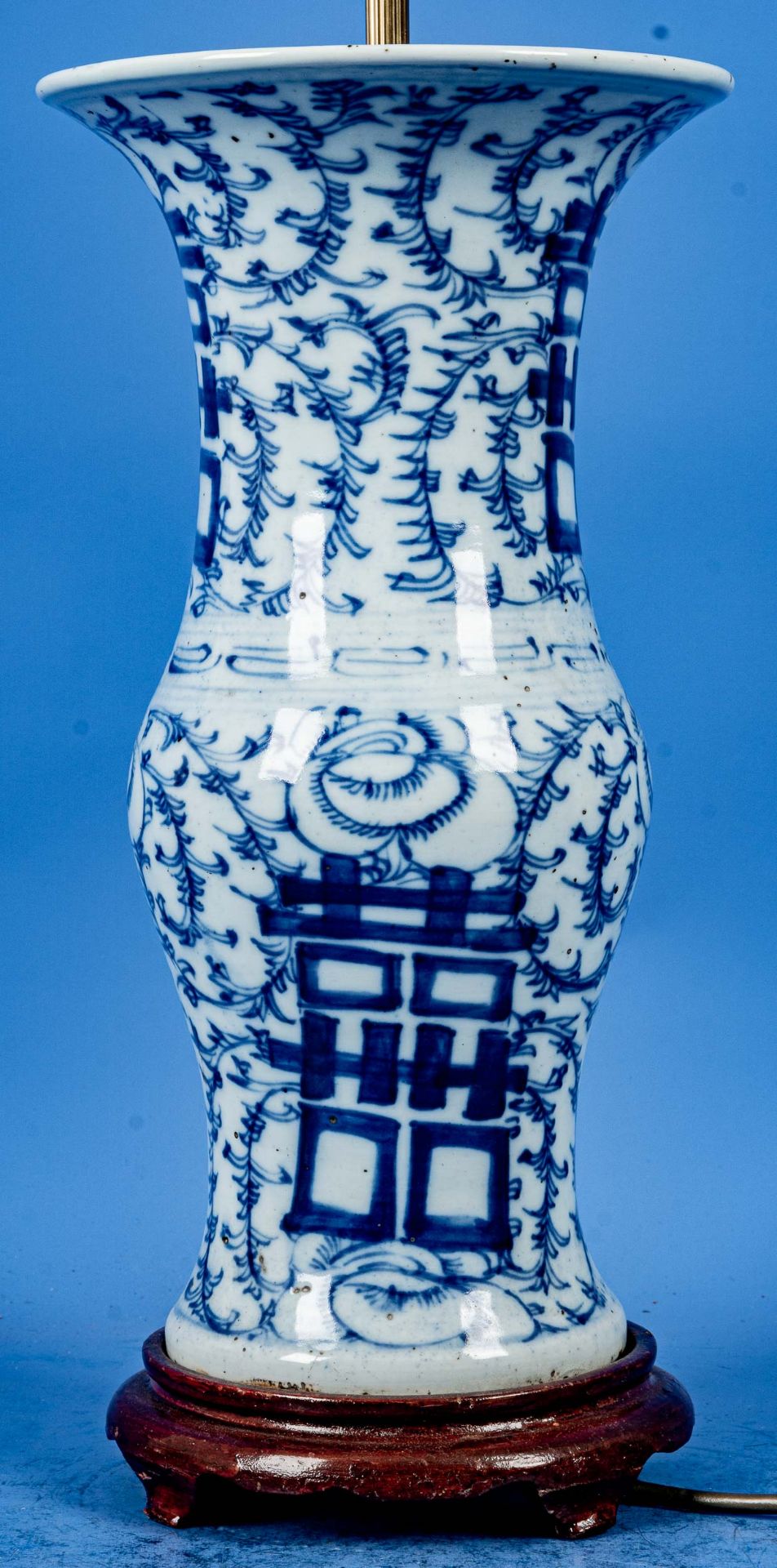 Antike Hochzeitsvase, als Tischlampenfuß gearbeitet; China Anfang 20. Jhdt., einfaches chinesisches - Bild 5 aus 5