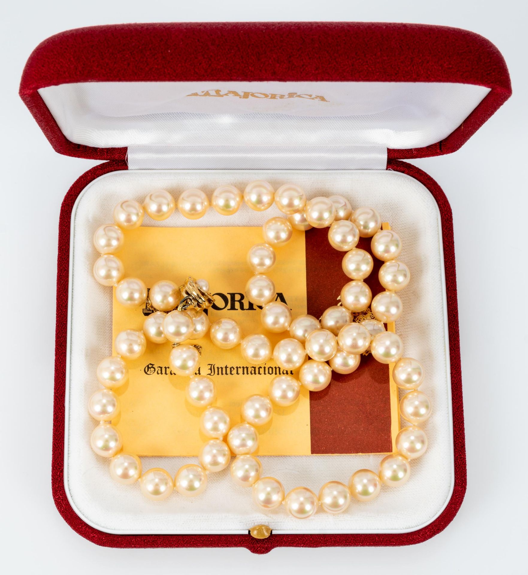 Schwere MAJORICA-Perlenkette, einzeln geknotet, Länge ca. 63 cm, champagnerfarbener Lüster, der Sic - Image 2 of 9