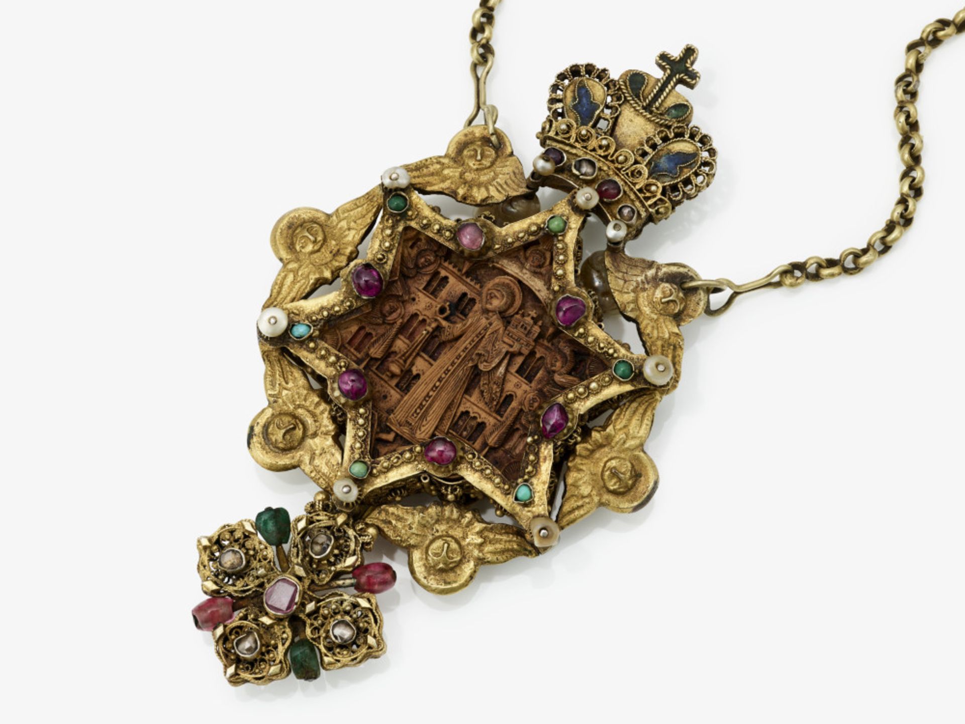 A pectoral pendant with necklace - Carving: probably Berg Athos, 18th century 