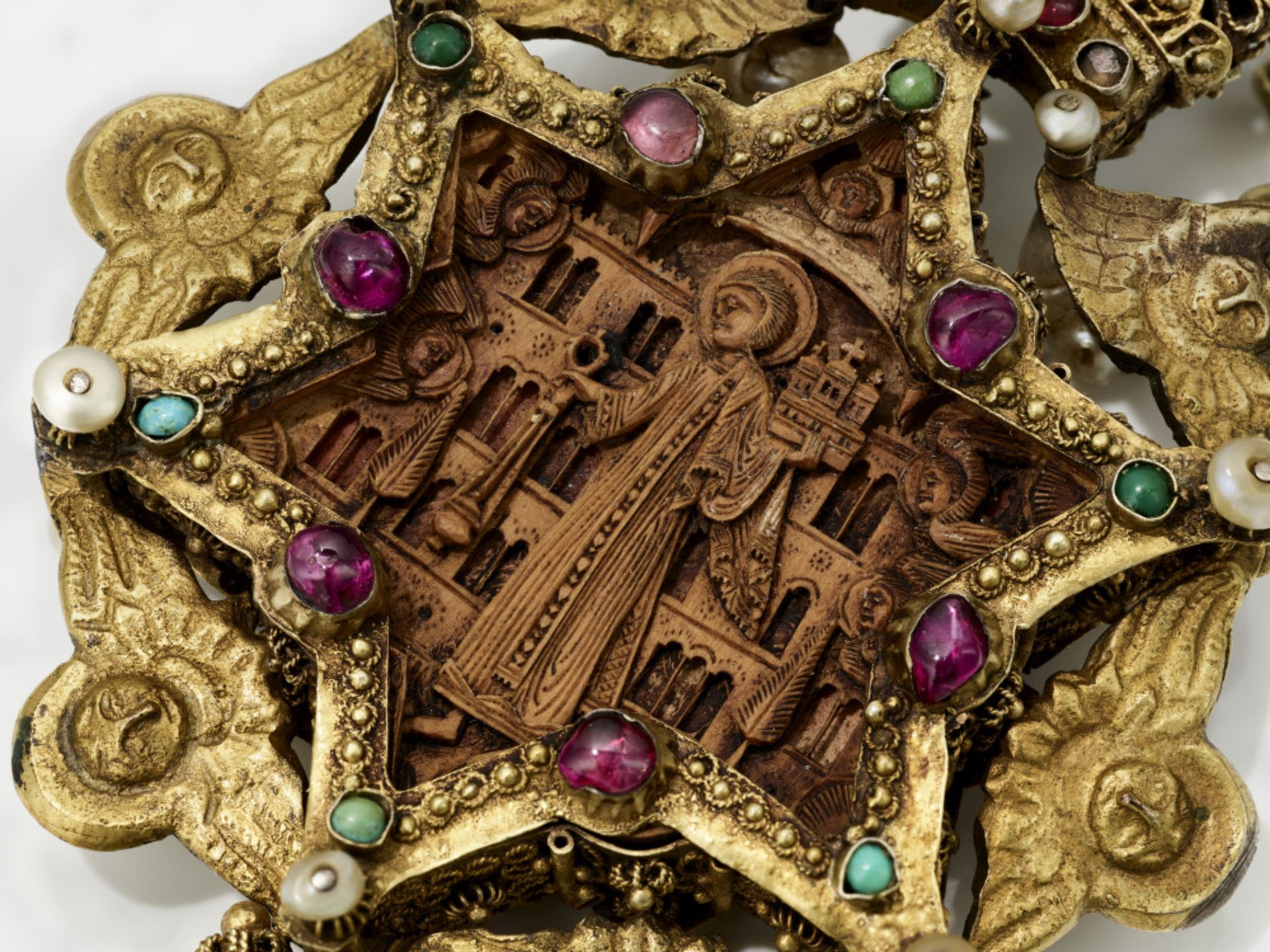 A pectoral pendant with necklace - Carving: probably Berg Athos, 18th century  - Image 7 of 7