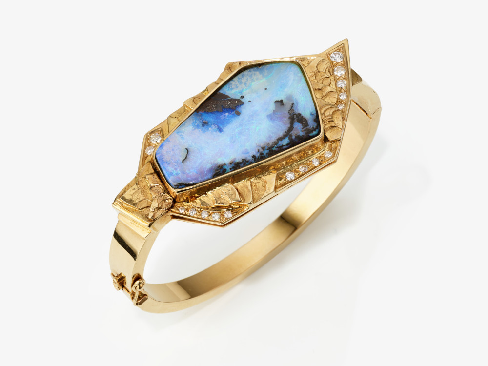 A bangle and a pair of clip earrings with boulder opals and brilliant-cut diamonds - Austria, circa  - Image 2 of 3